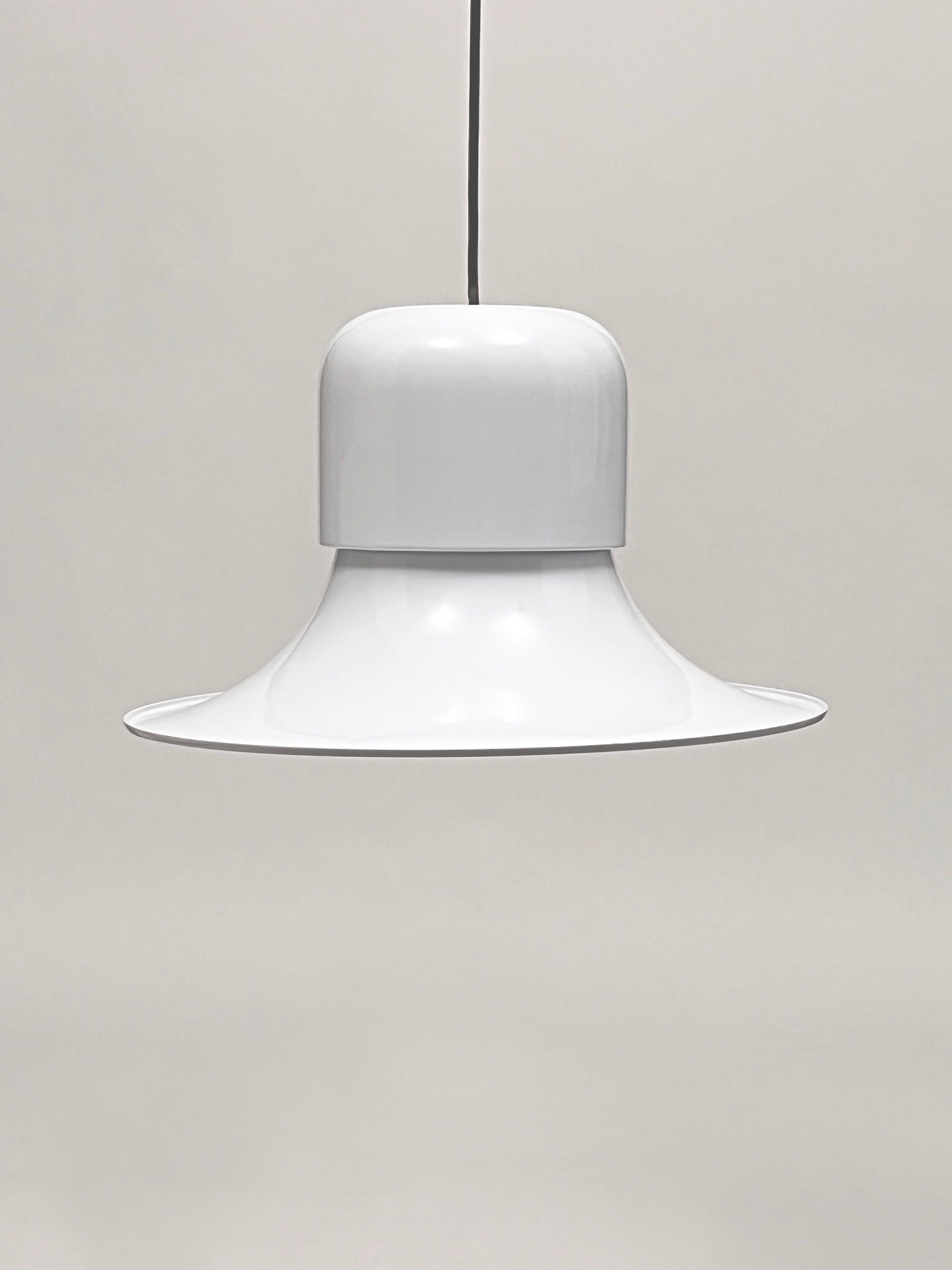 Pendant lamp model "the hat" design Joe Colombo, edited by Stilnovo 1969