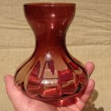 Vase à jacinthe en verre violet