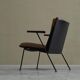 Modernist Dutch lounge chair in enamelled steel and leather from the 1950s.