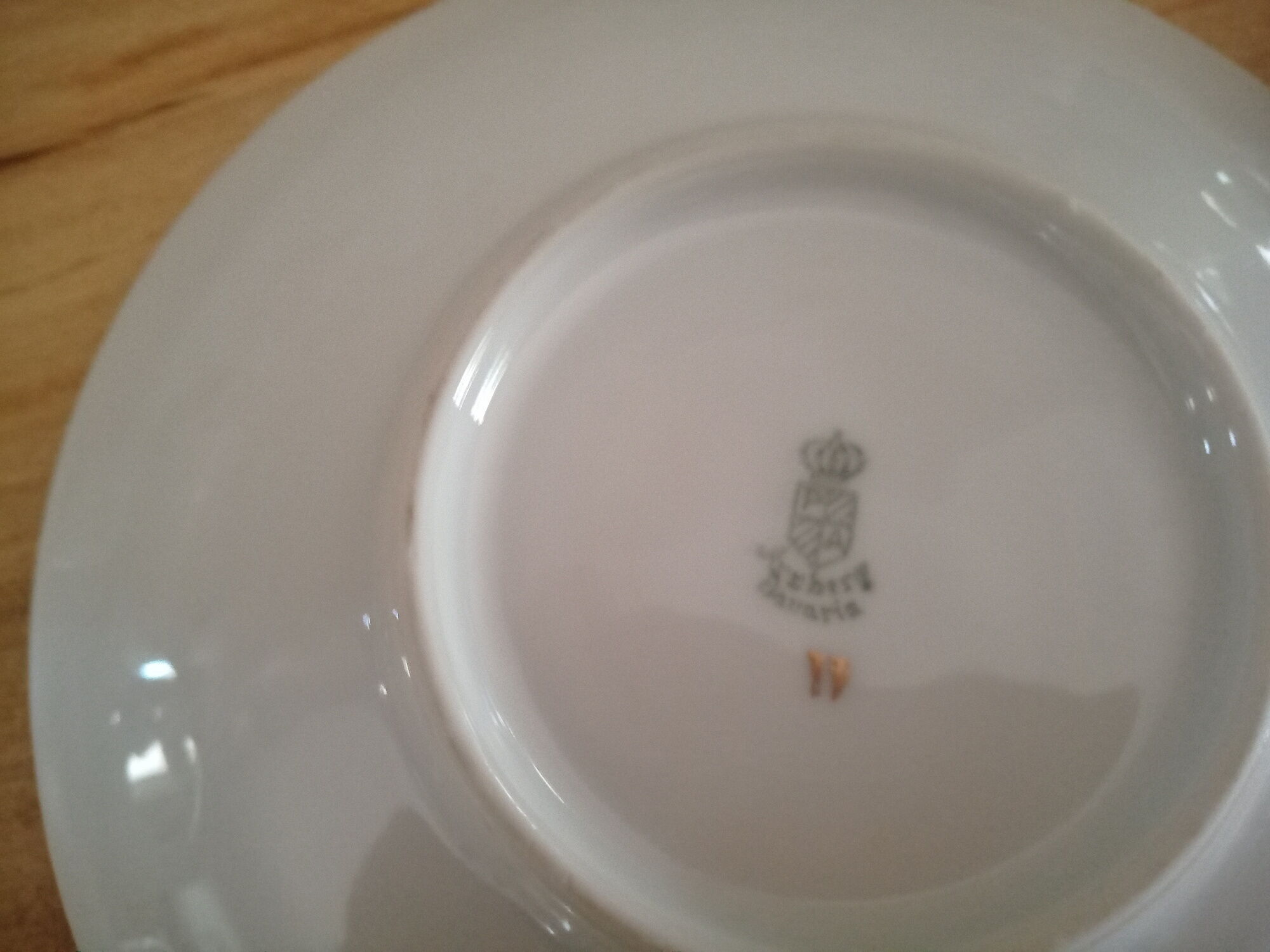 Lot of 4 coffee cups and mismatched Bavaria porcelain cups