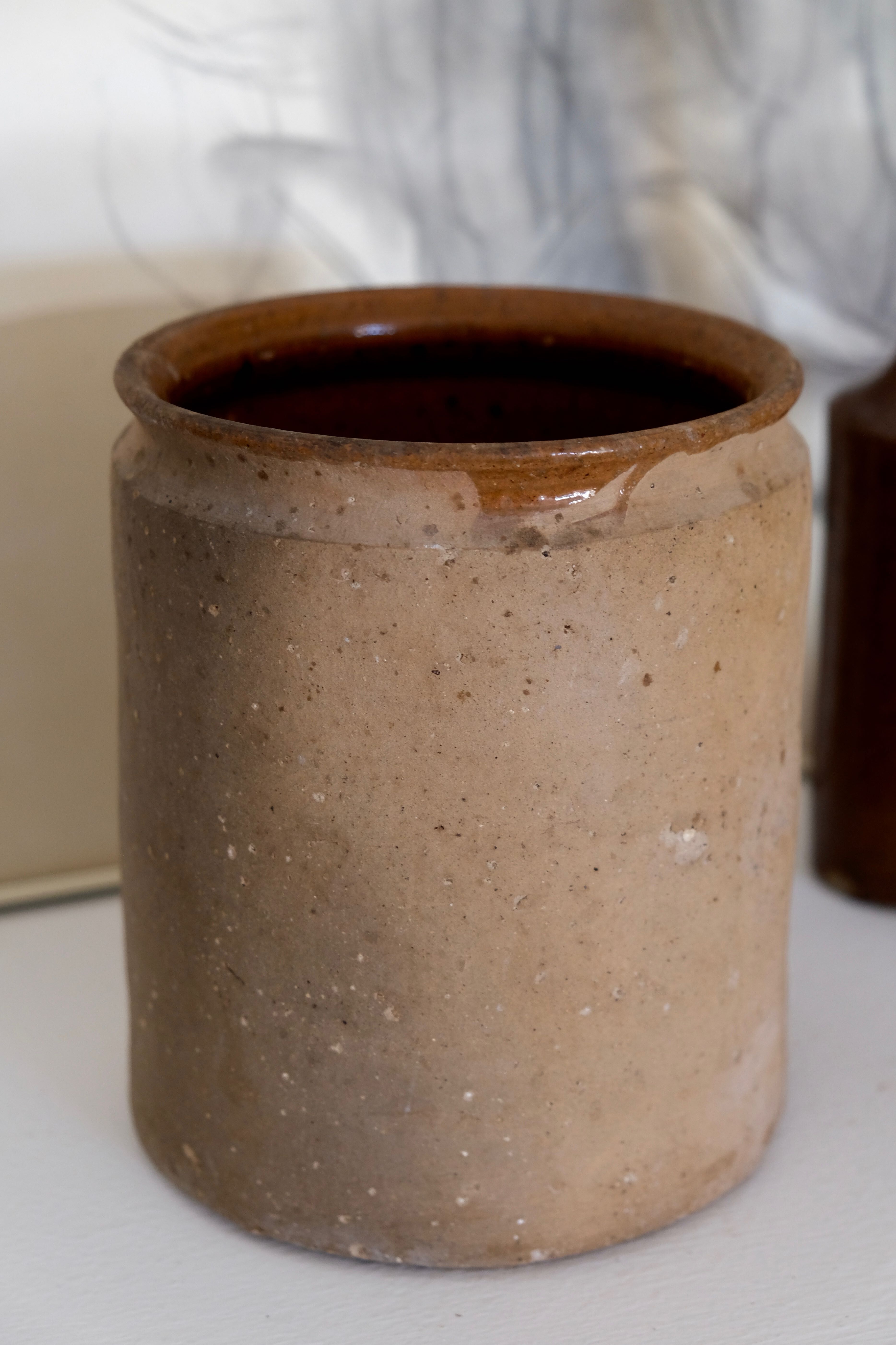 Old terracotta pot Provence XIX th