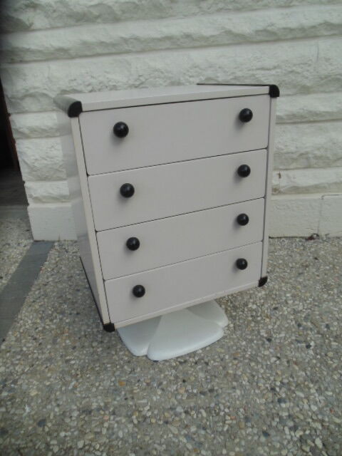 Gautier vintage dresser