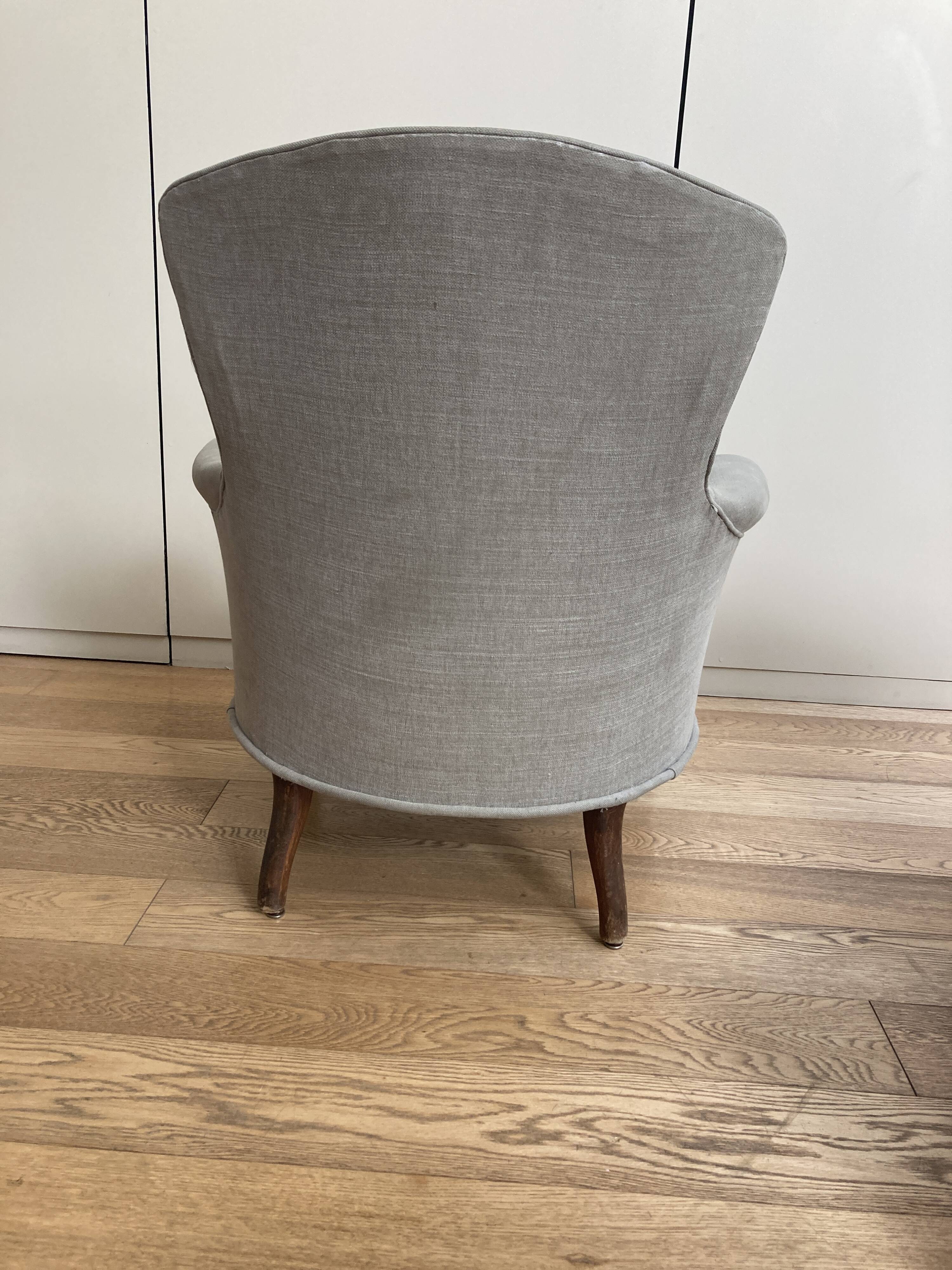 Frog chair