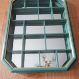 Miniature octagonal showcase