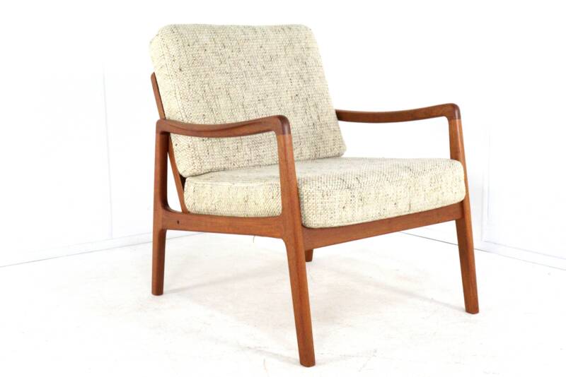 FD109 armchair by Ole Wanscher for France & Søn | Danish design in teak