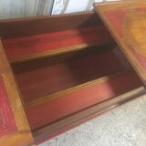 Coffee table with oak bottle and glass storage