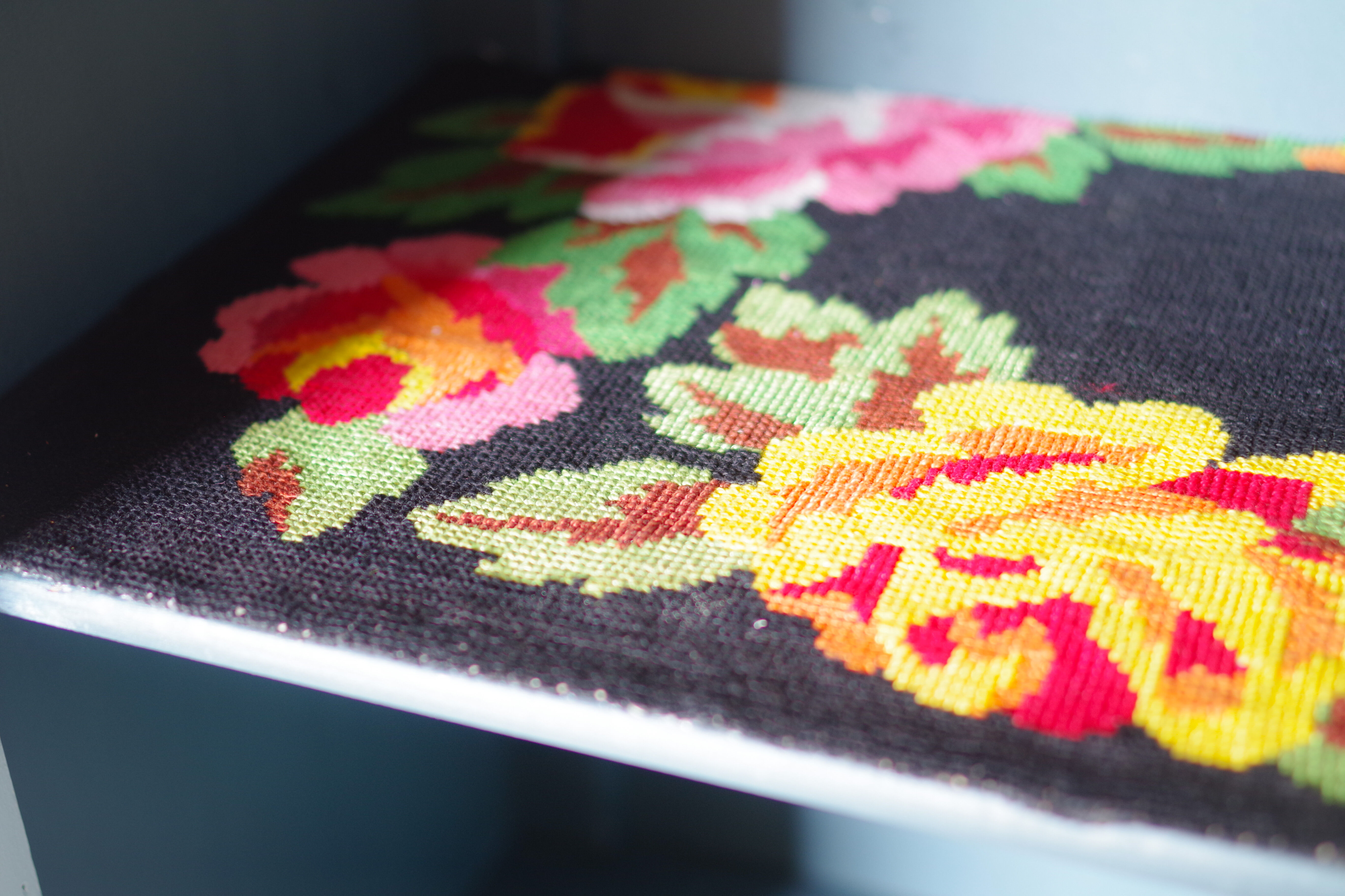 Confectioner - patinated blue ragmaker