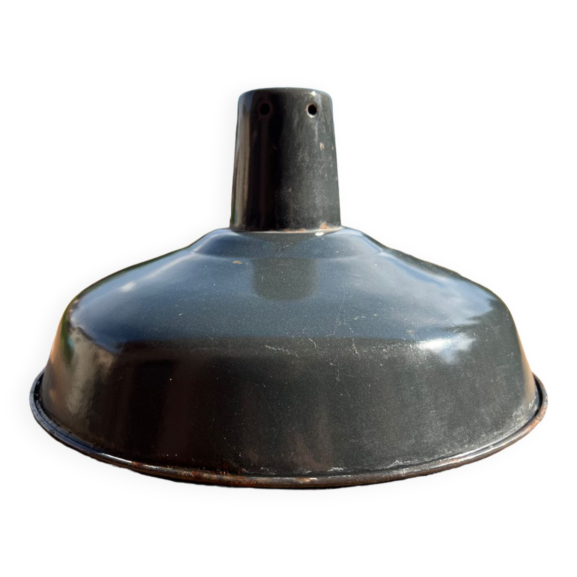 Industrial enamelled sheet metal lampshade