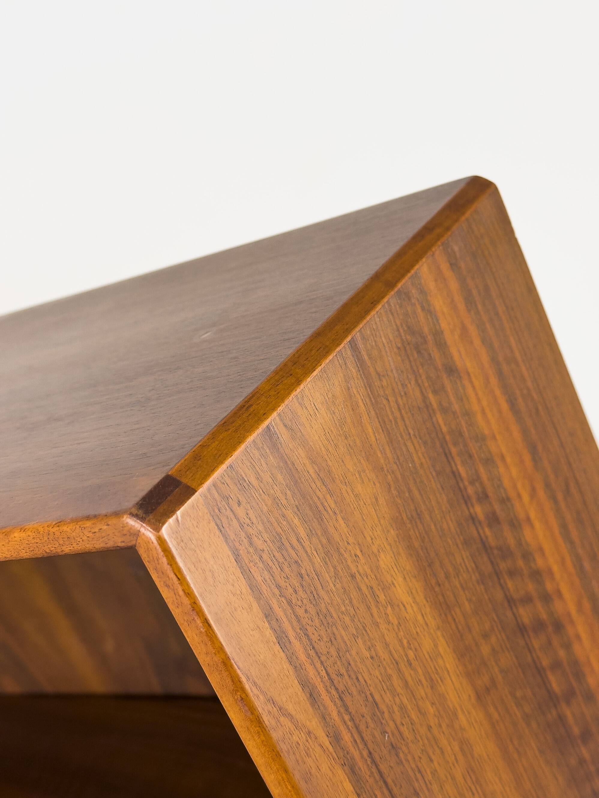 Grande Bibliothèque en Noyer par Bertil Fridhagen pour Bodafors, 1969