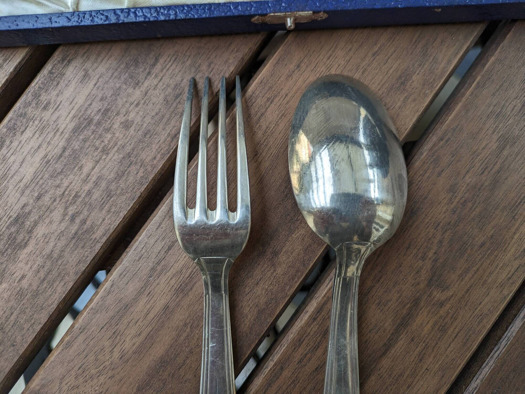 Antique silver plated fork and spoon in box 60g