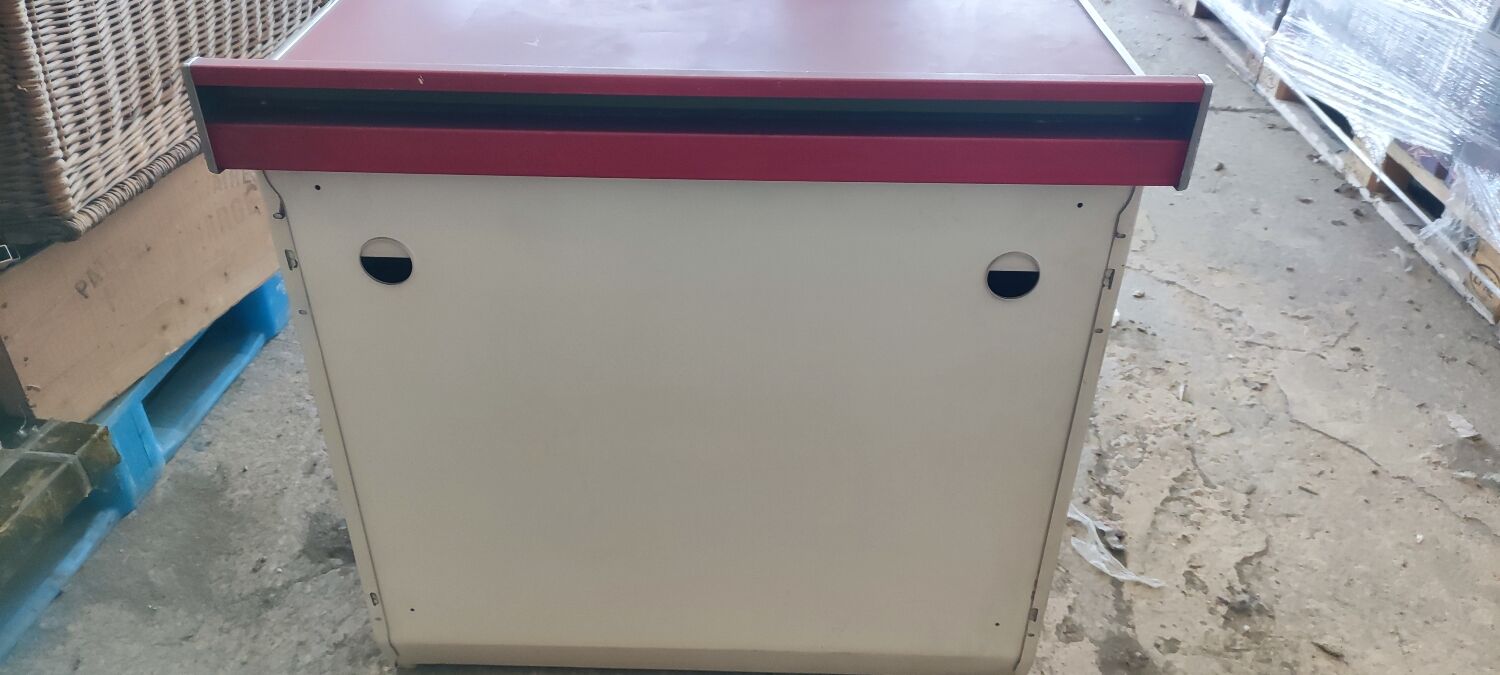 Sideboard in enamelled sheet metal two doors two drawers