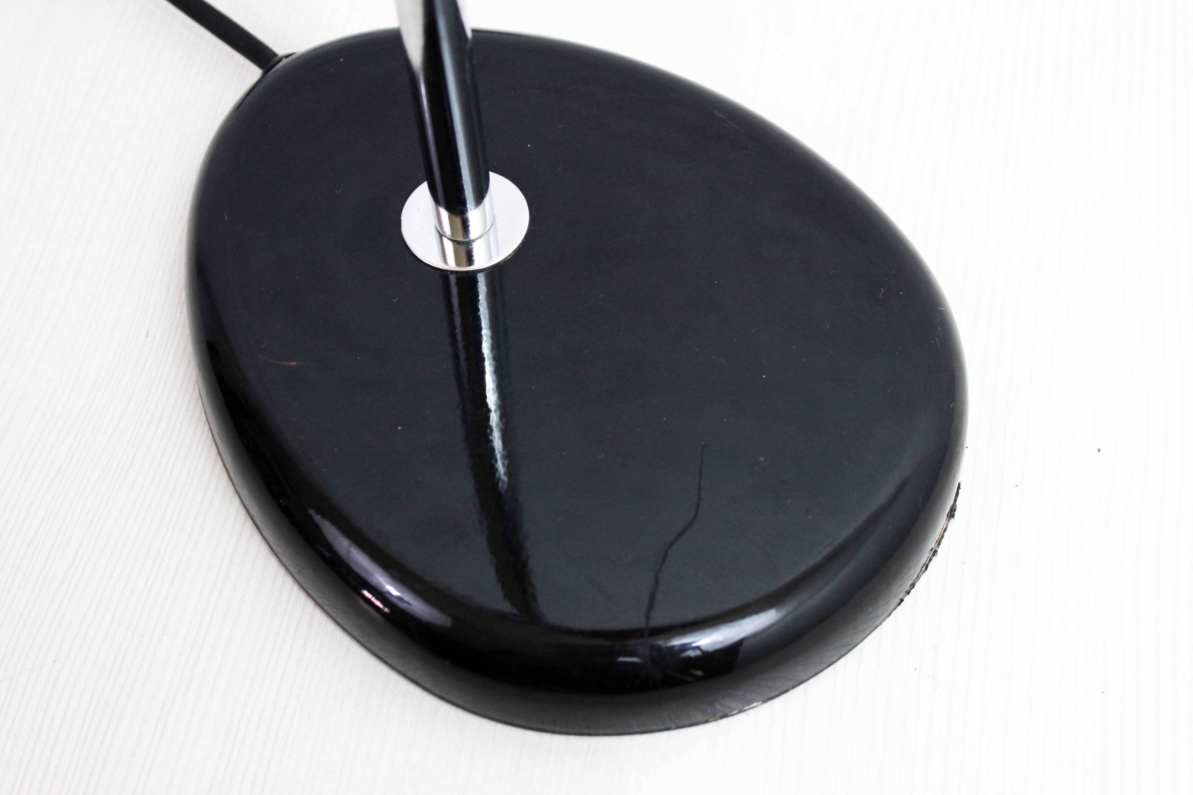 Diabolo lamp in black metal