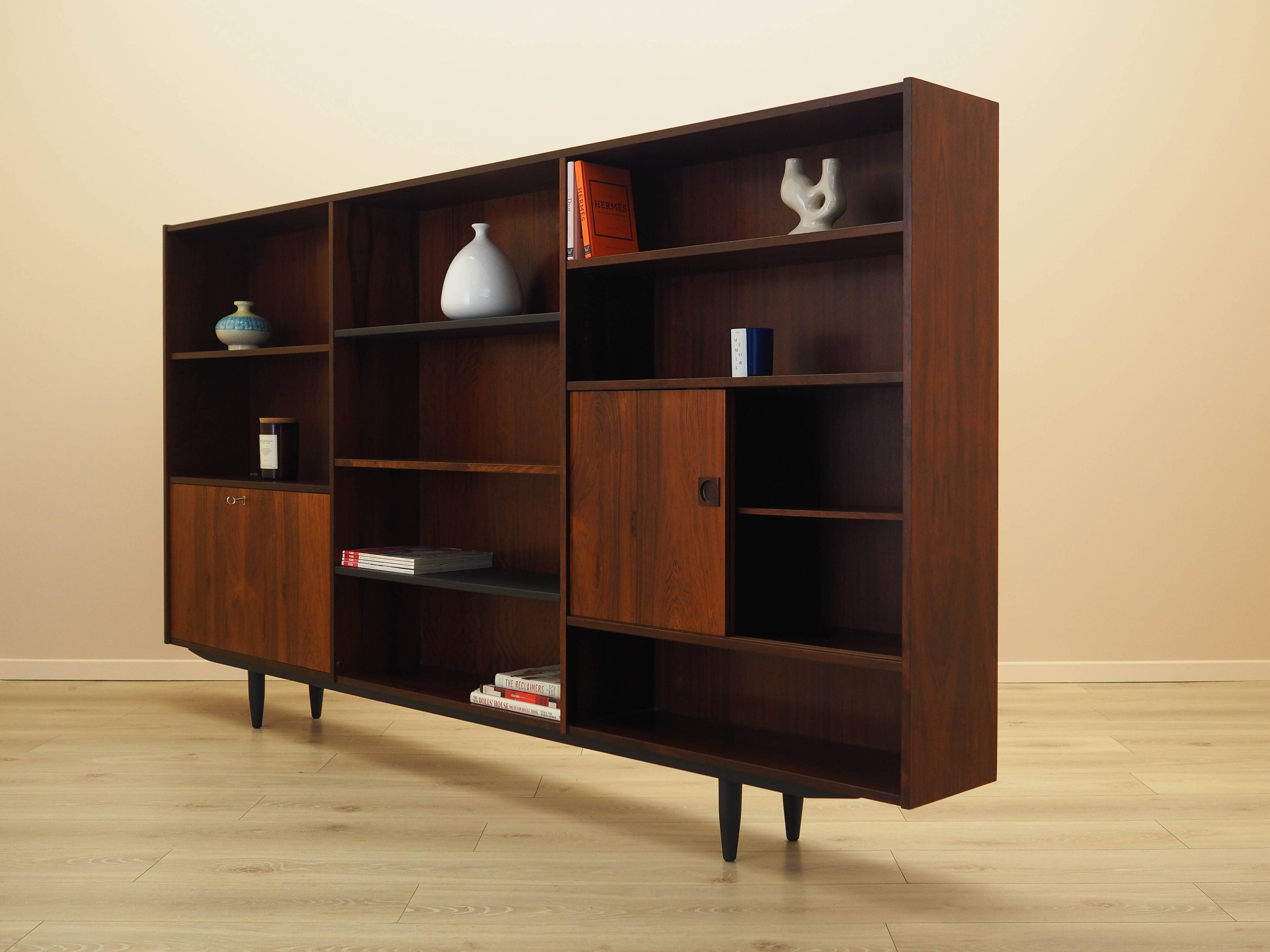 Rosewood bookcase, Danish design, 1970s, manufactured by Farsø Møbelfabrik