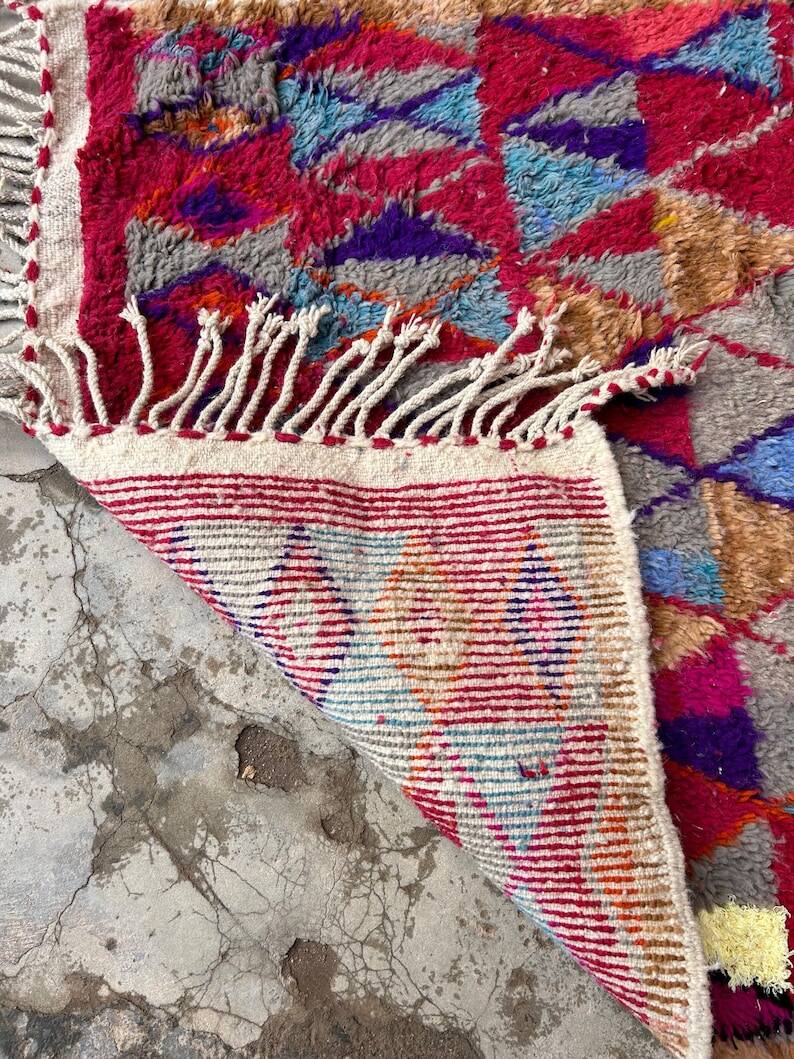 Incredible Moroccan rug, authentic Berber rug 150/250cm