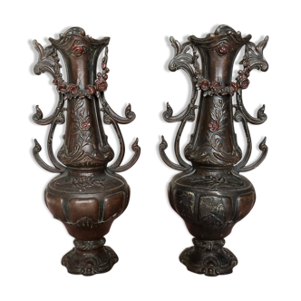 Paire de vases régule anciens