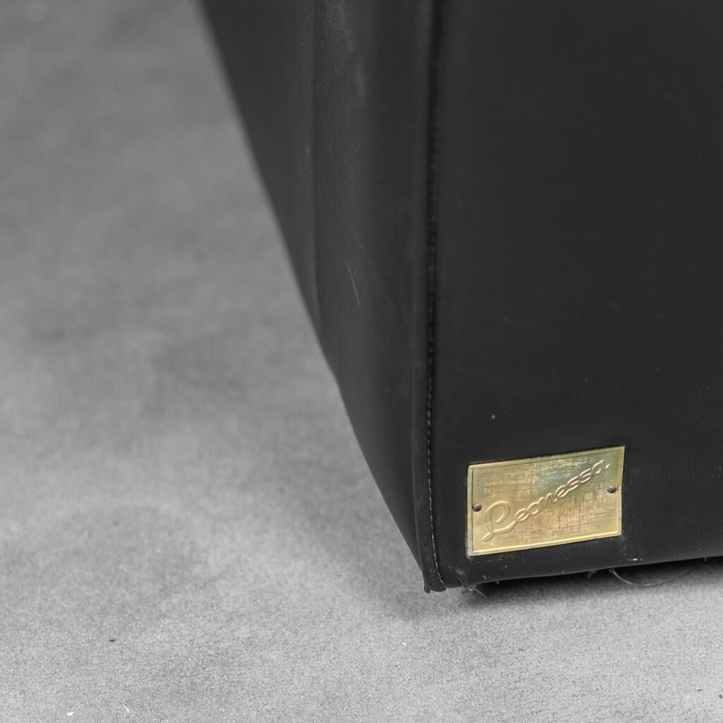 Paire de fauteuils tissu leonessa cuir 70s vintage