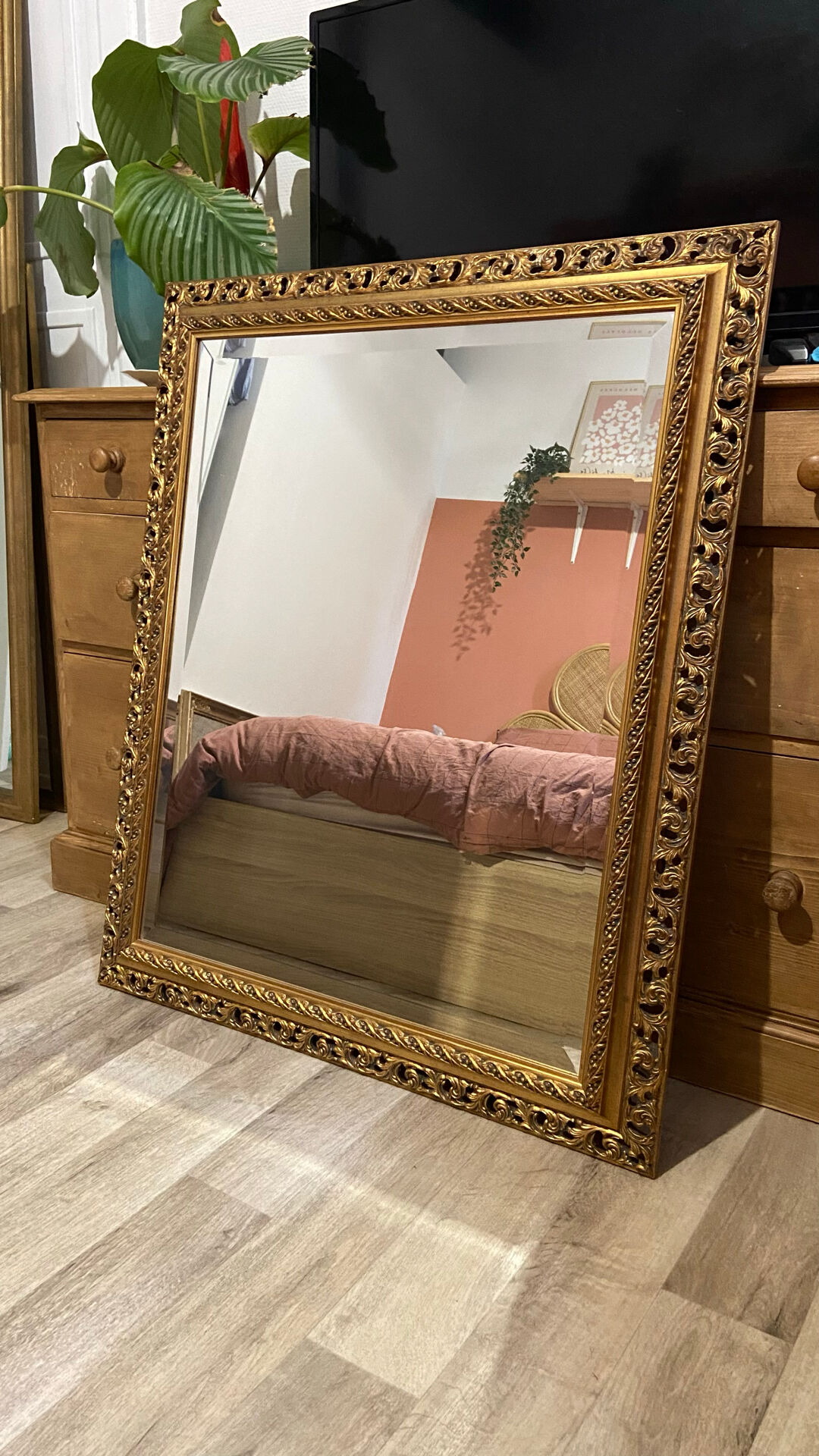 Exceptional antique large mirror in Louis XV style – Openwork gilded frame