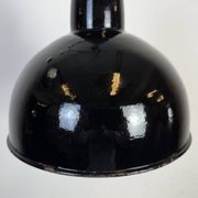 Lampe d'usine industrielle en émail noir avec dessus en fonte, années 1950