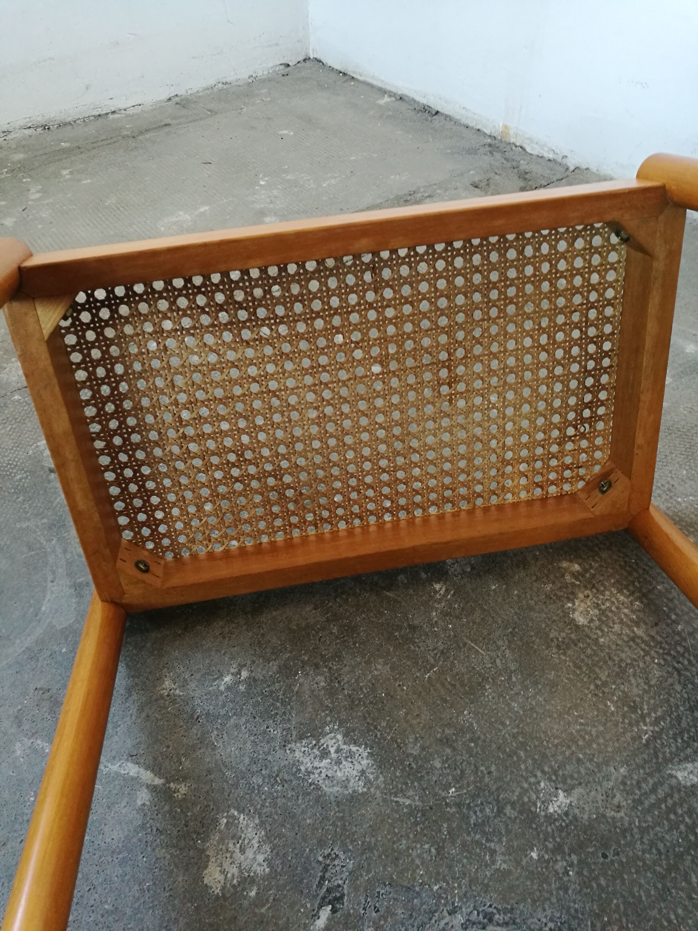 Table, canned vintage sofa tip