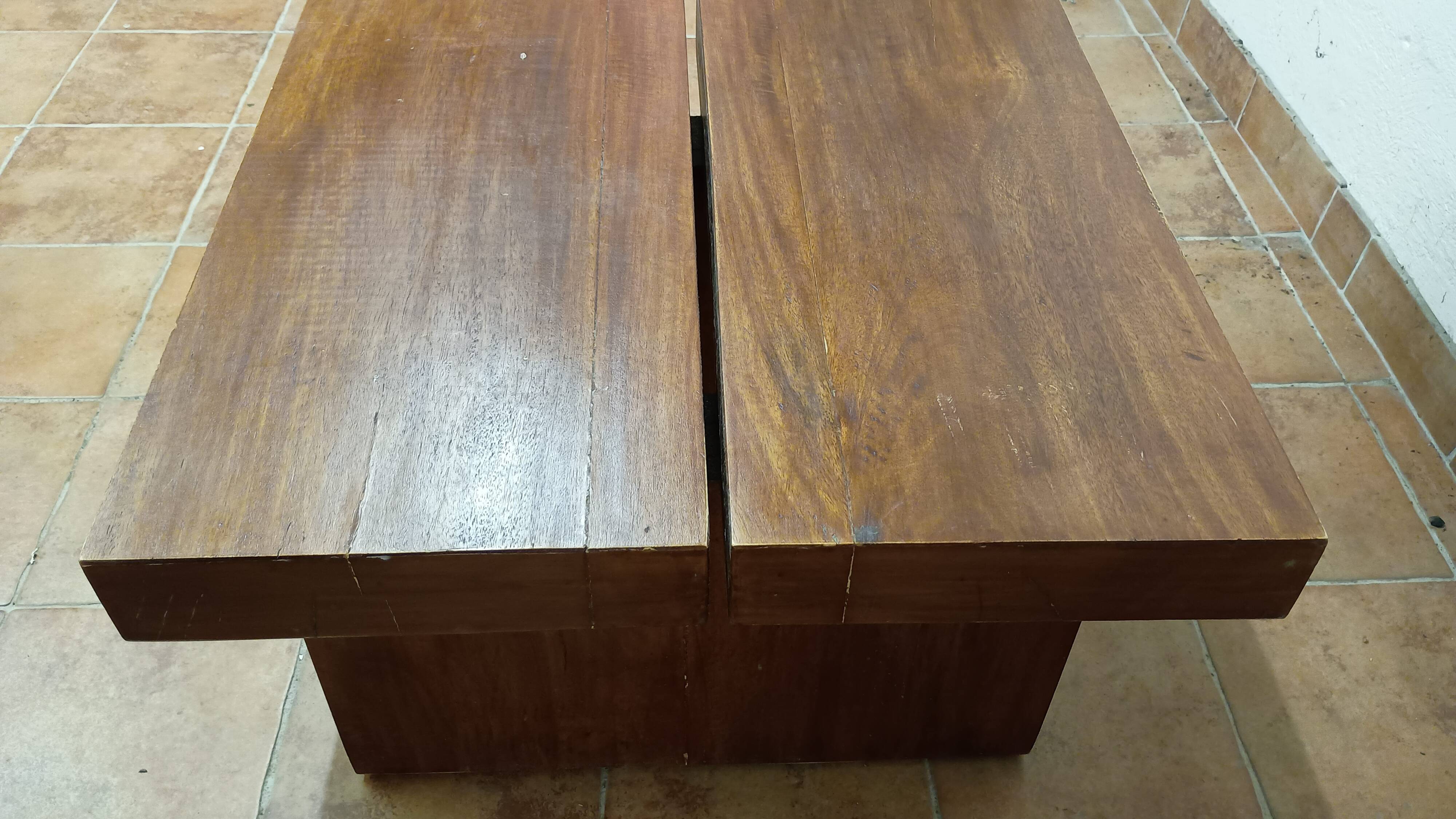 Brustaliste solid wood side table