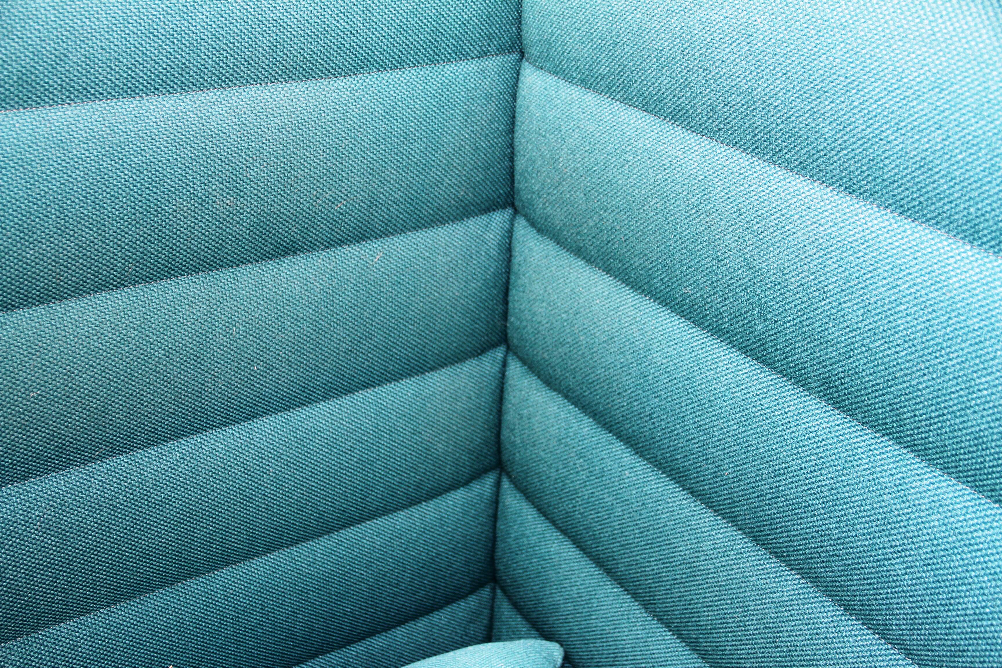 Alcove armchair, Erwan & Ronan Bouroullec, Vitra