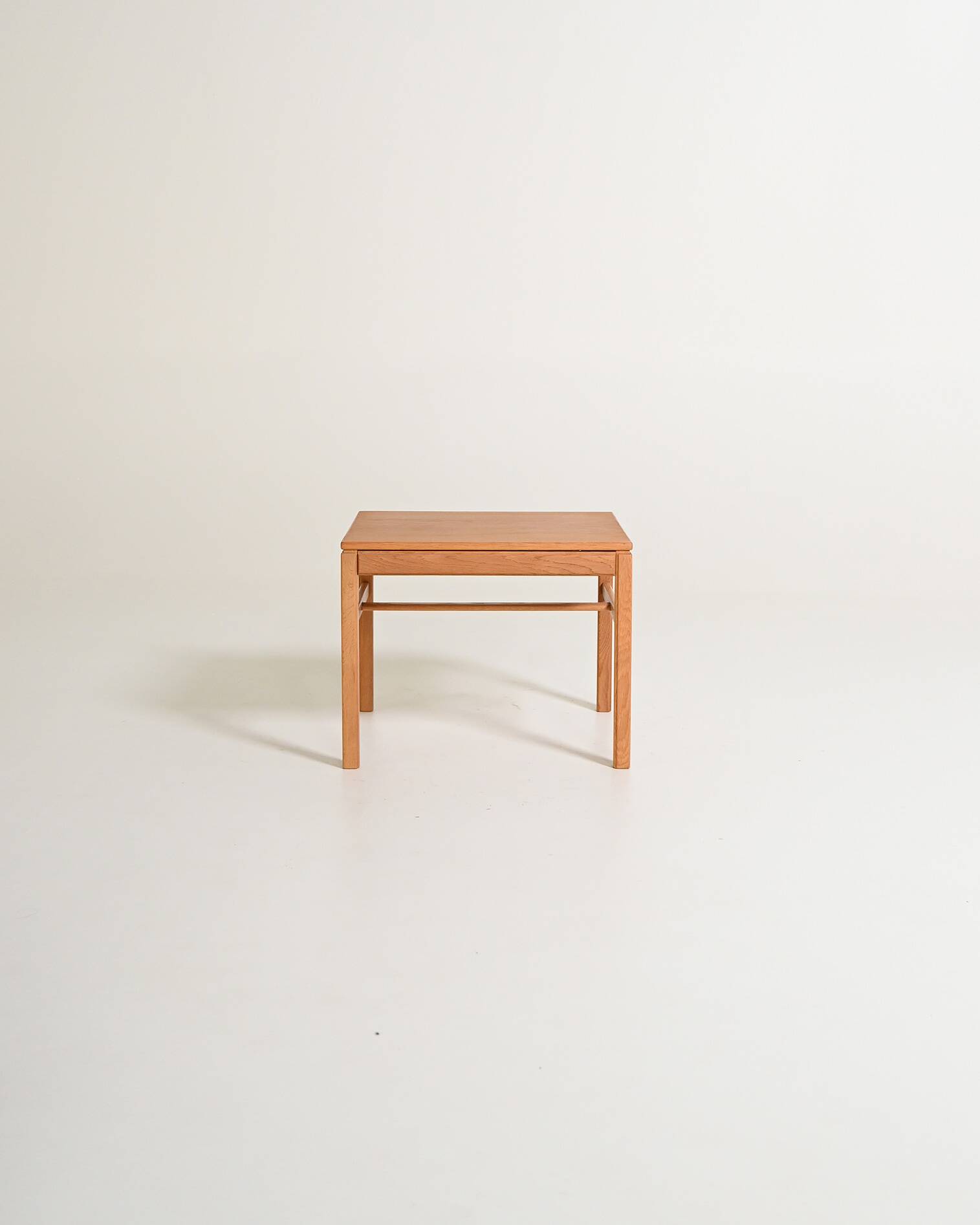"Casino" oak side table, Sven Engström and Gunnar Myrstrand for Tingströms