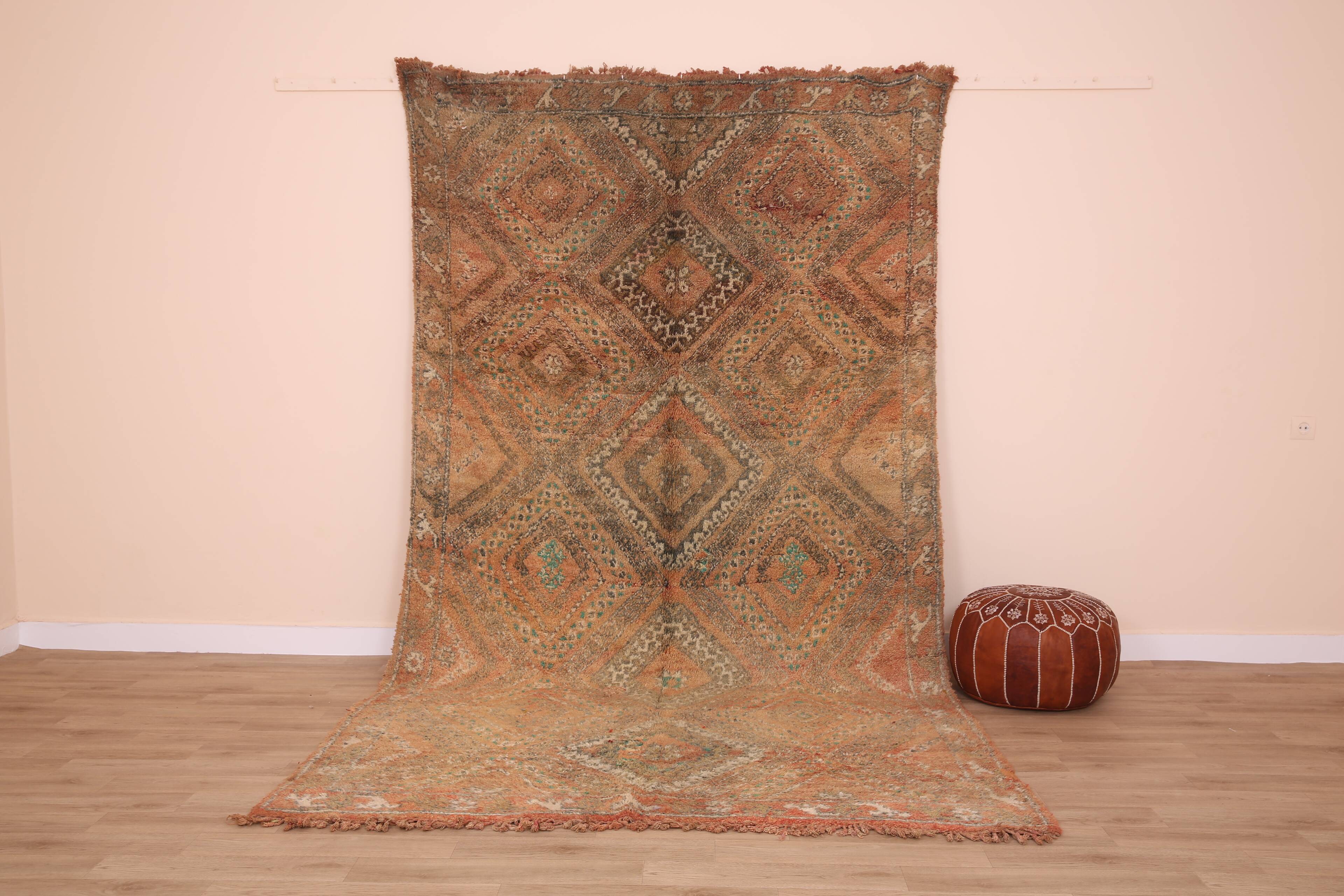 Peach Vintage Moroccan Rug 186 x 329 cm, Berber Wool Rug, Handmade Boho Rug