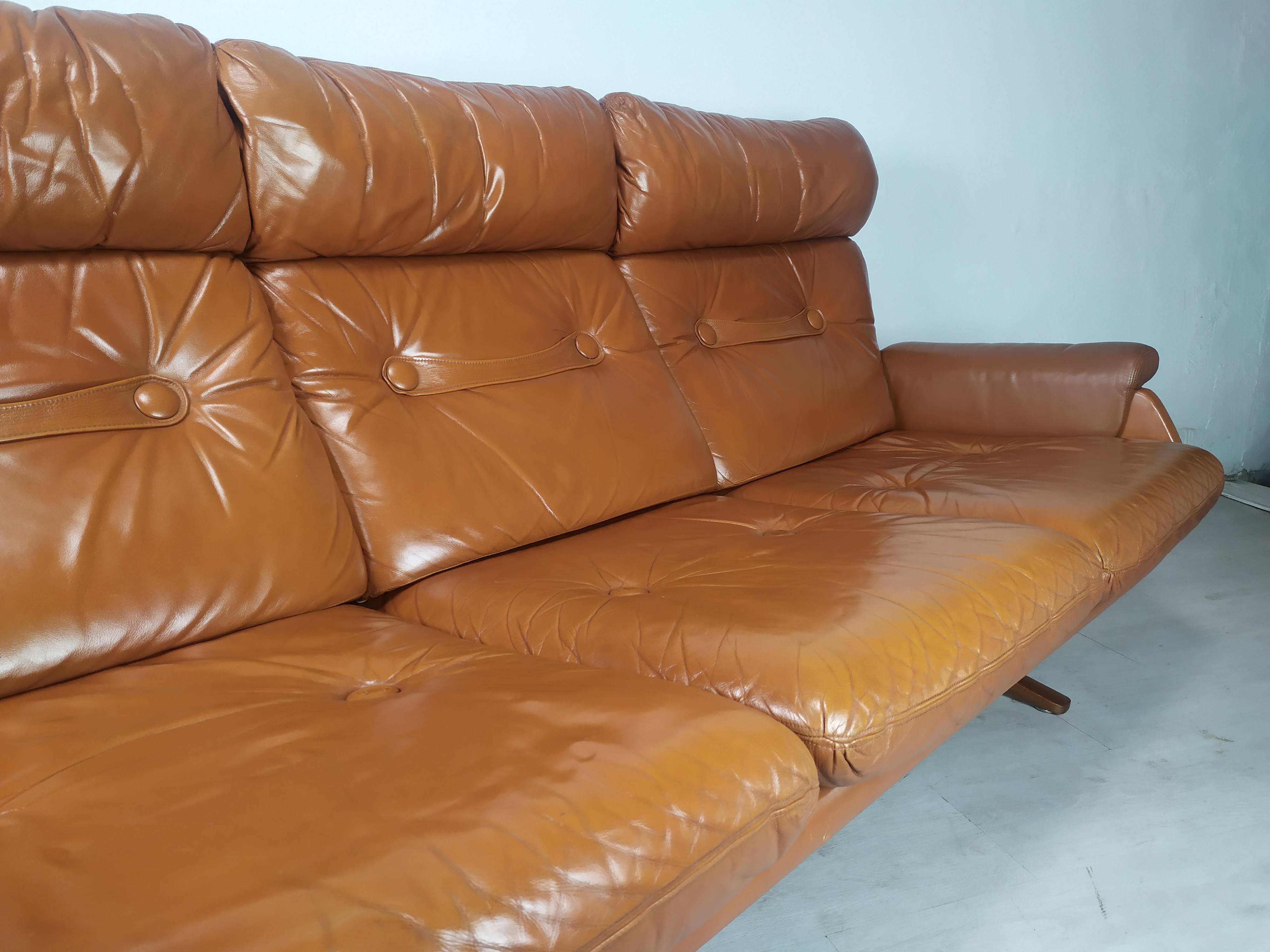 Scandinavian fawn leather sofa