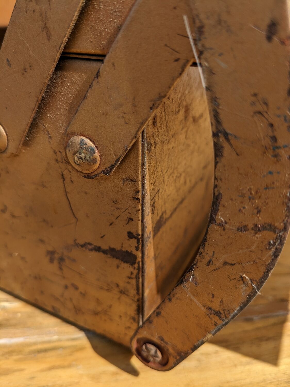Boîte à outils SNOR des années 40