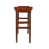 Red-laated Altar booster table