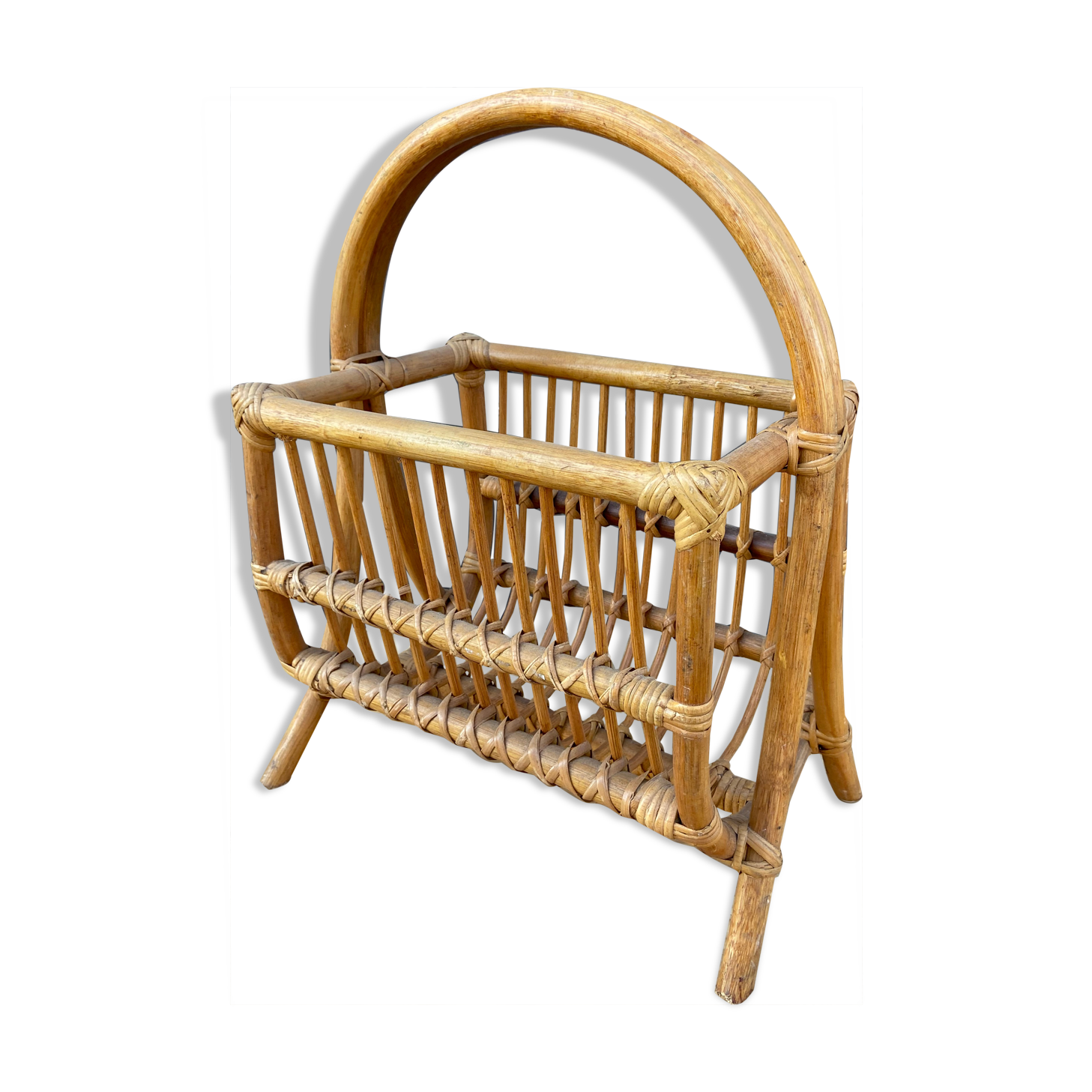 Vintage magazine door in rattan rattan french newspaper rack