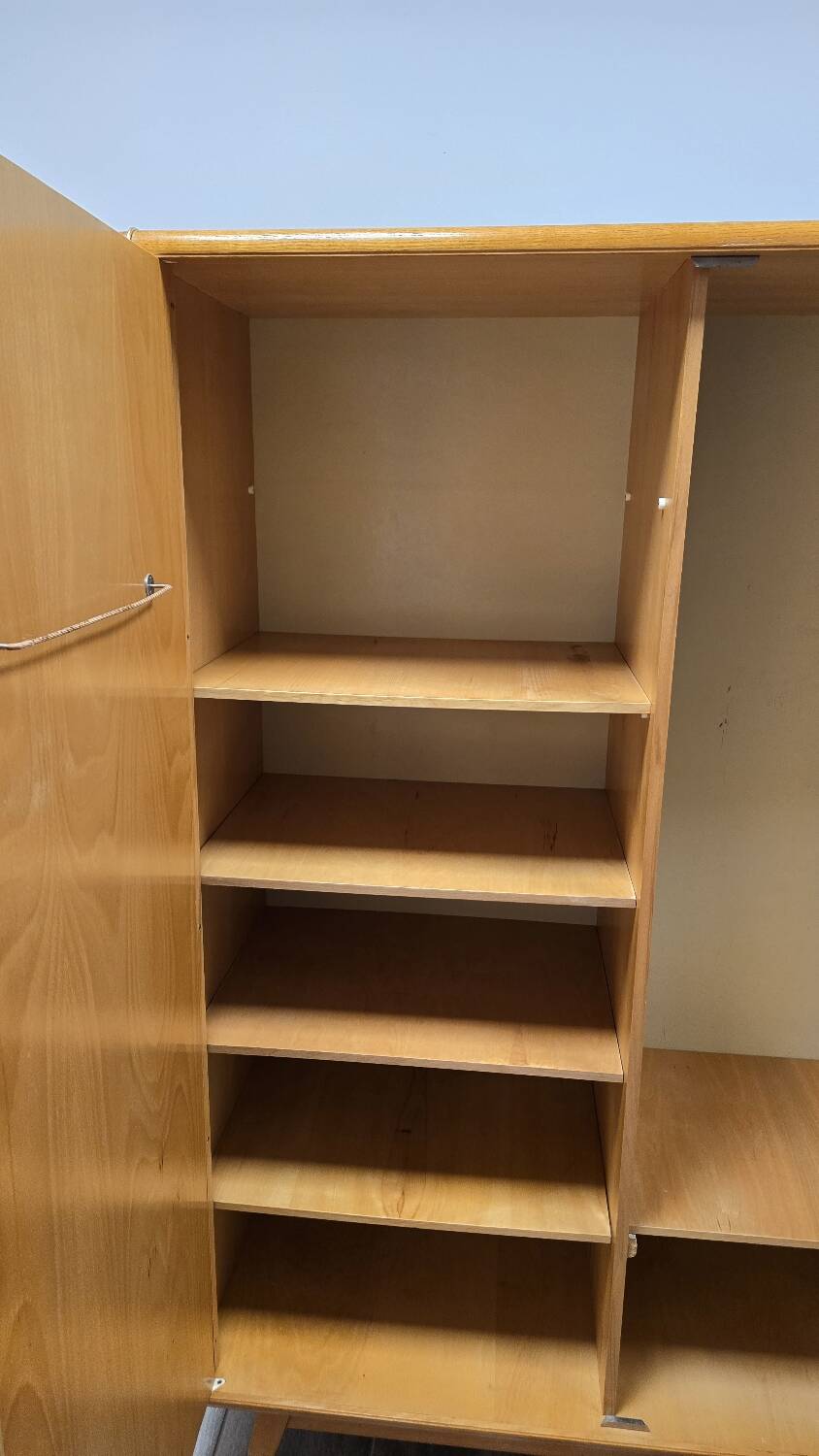 Wardrobe by B.Landsman