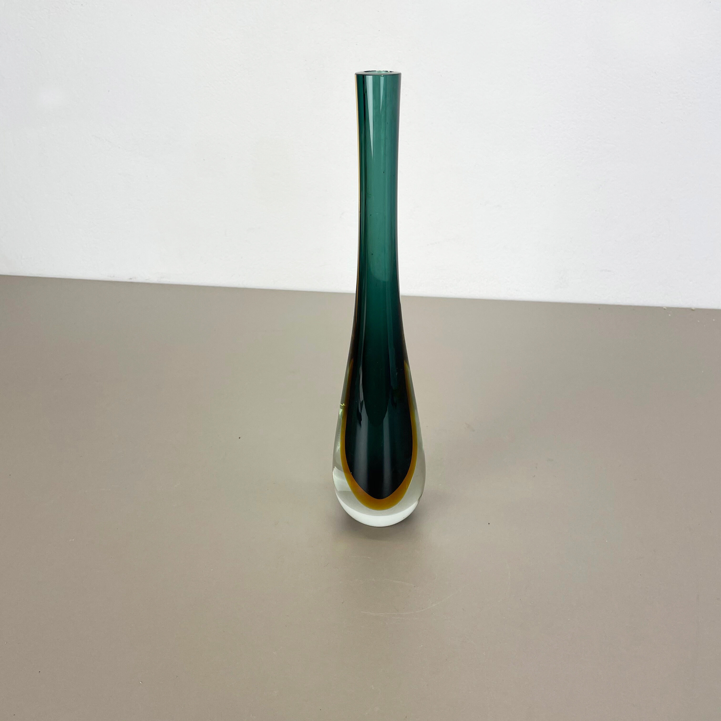 Large Murano Glass Sommerso Vase Designed by Flavio Poli attrib., Italy, 1970s