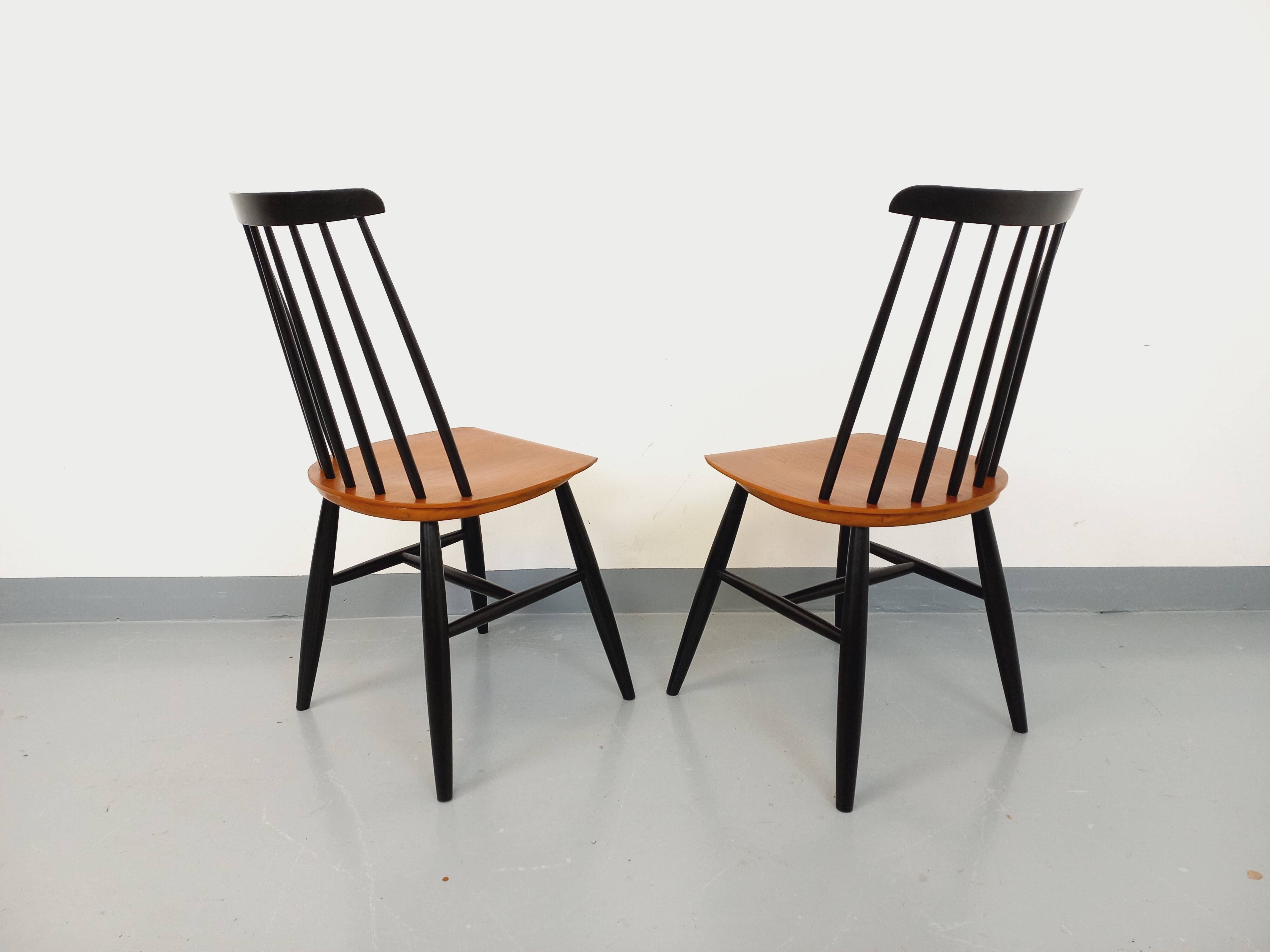 Pair of vintage Scandinavian chairs Fanett by Ilmari Tapiovaara in teak.