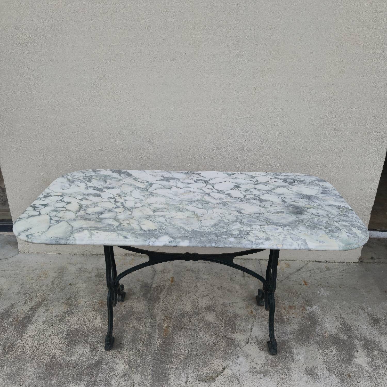 Antique cast iron and marble bistro restaurant table - 1.40m