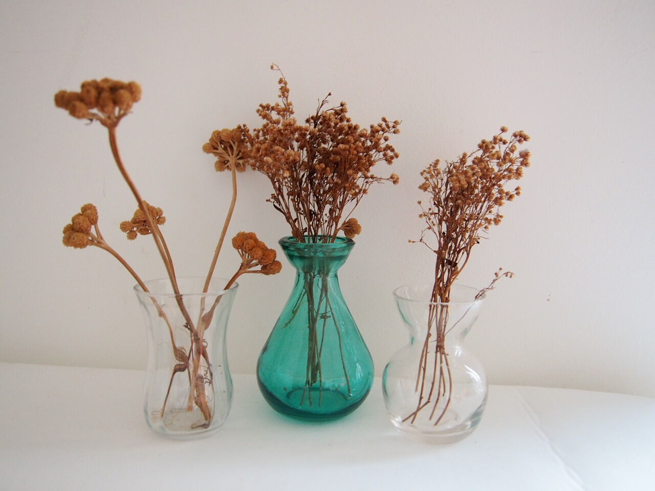 Set of 3 mini glass vases