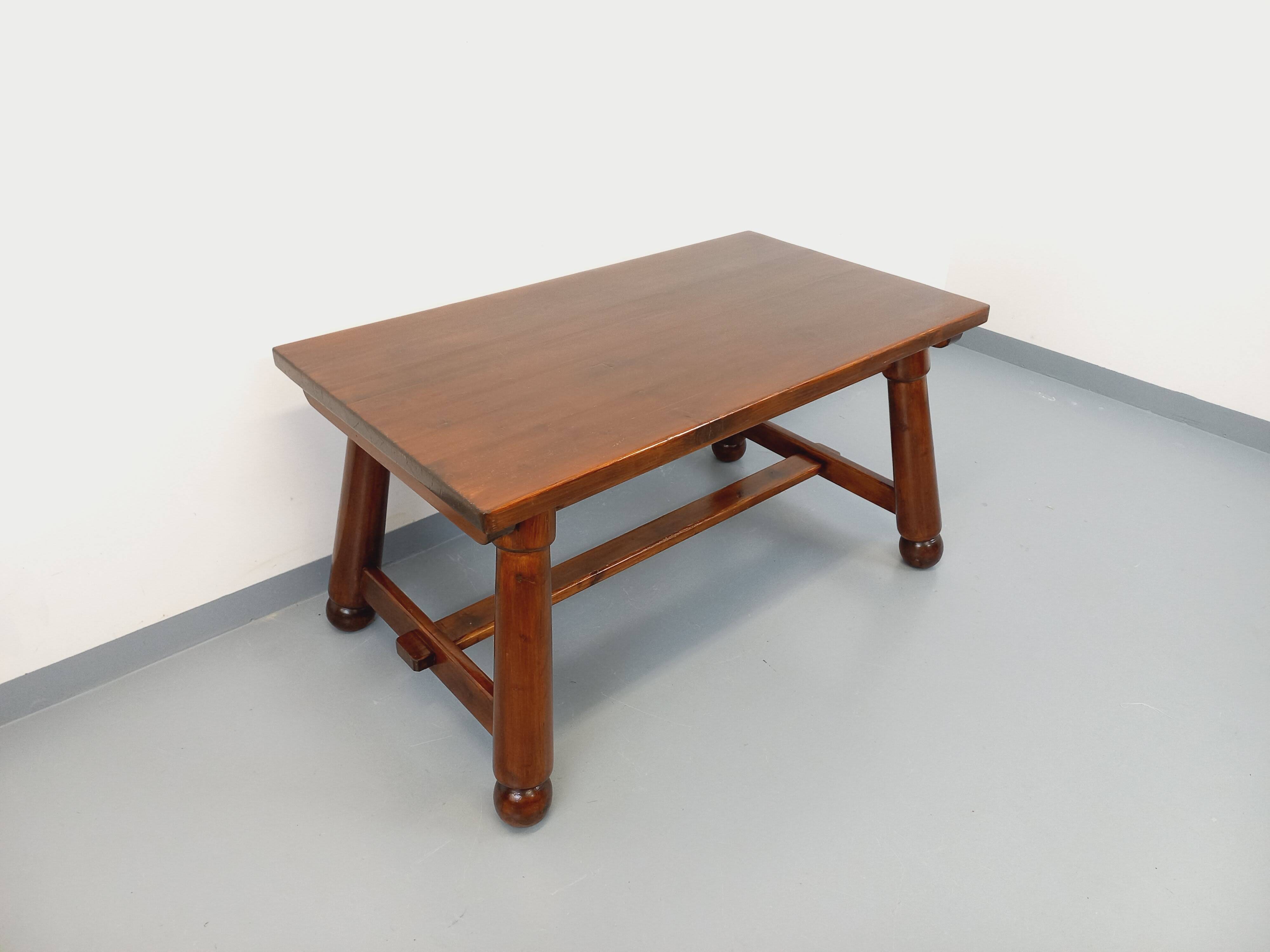 Brutalist rectangular dining table by Georges Robert in pine wood.