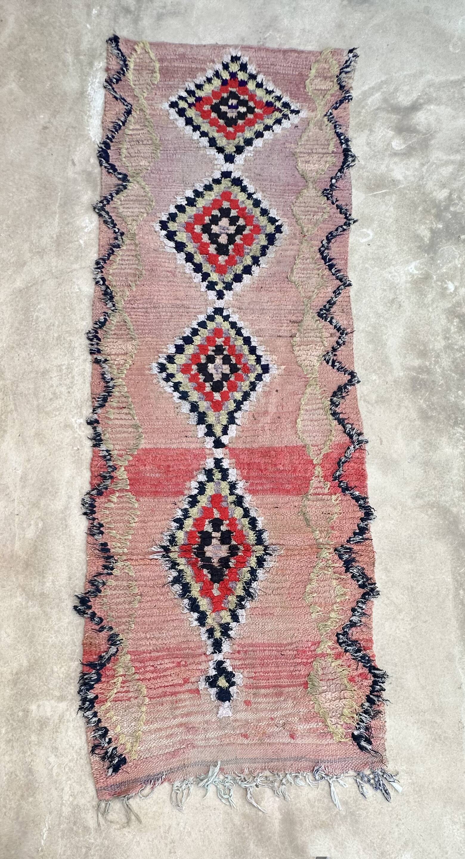 Moroccan carpet boujad pink - 102 x 300 cm