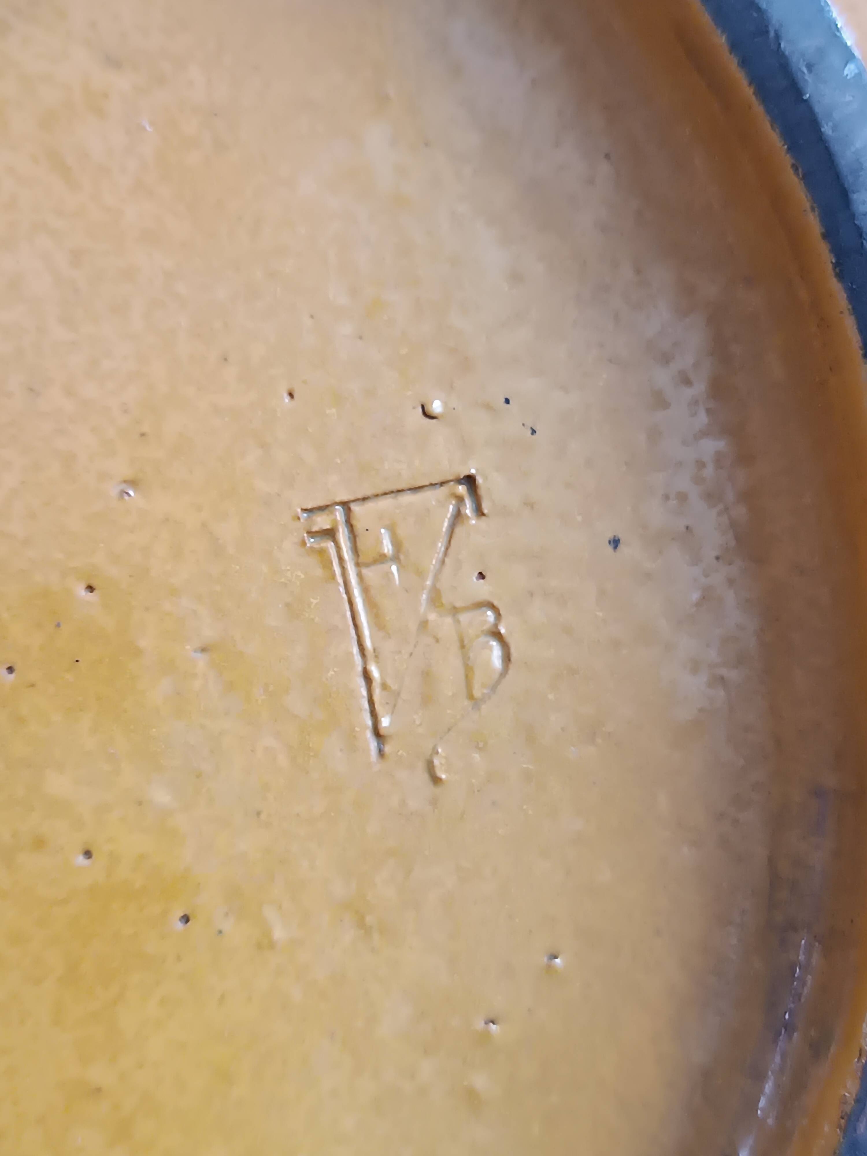 Set of 2 Ferney-Voltaire ceramic plates