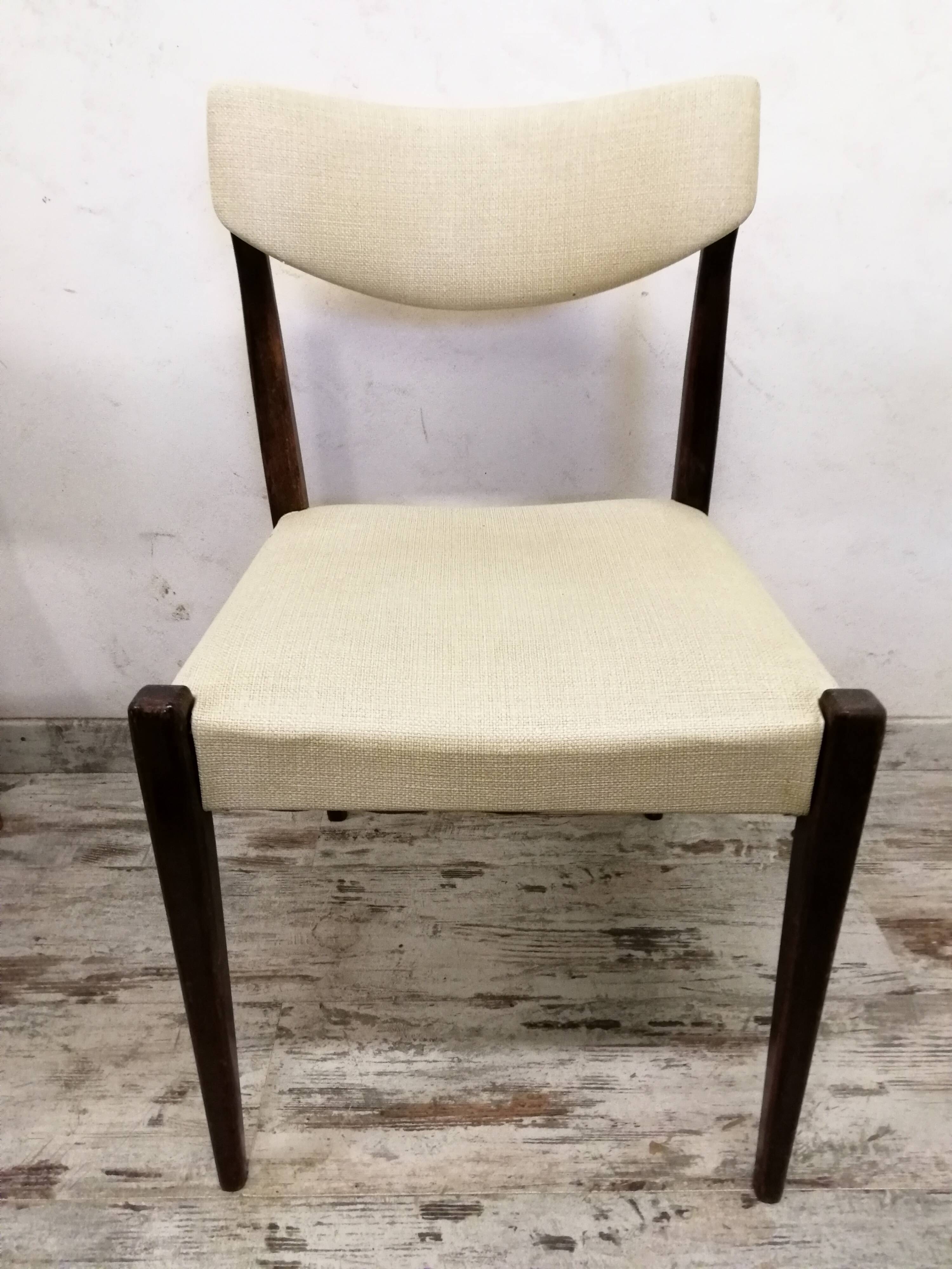 6 Scandinavian chairs