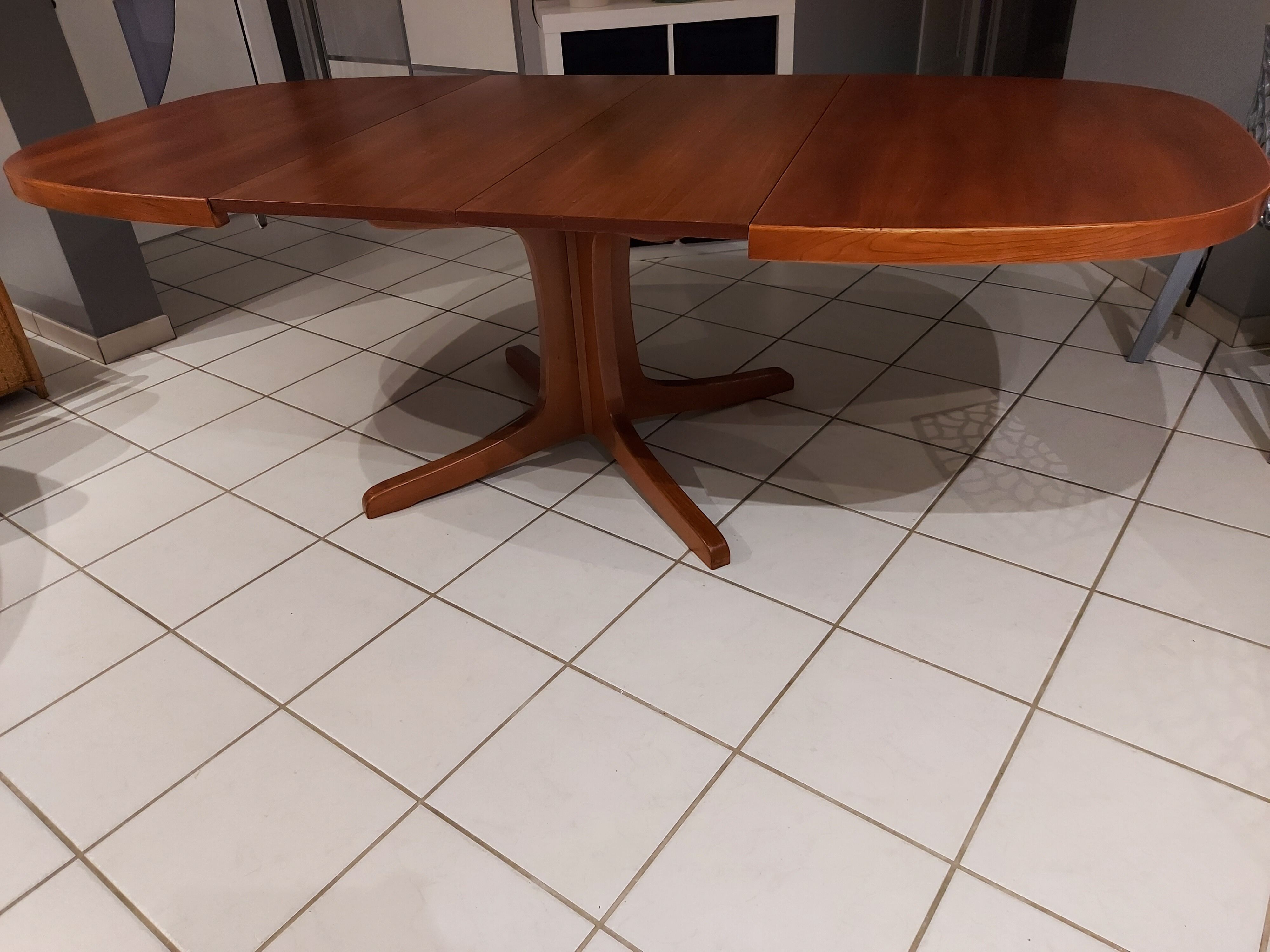Baumann vintage expandable table in 1970