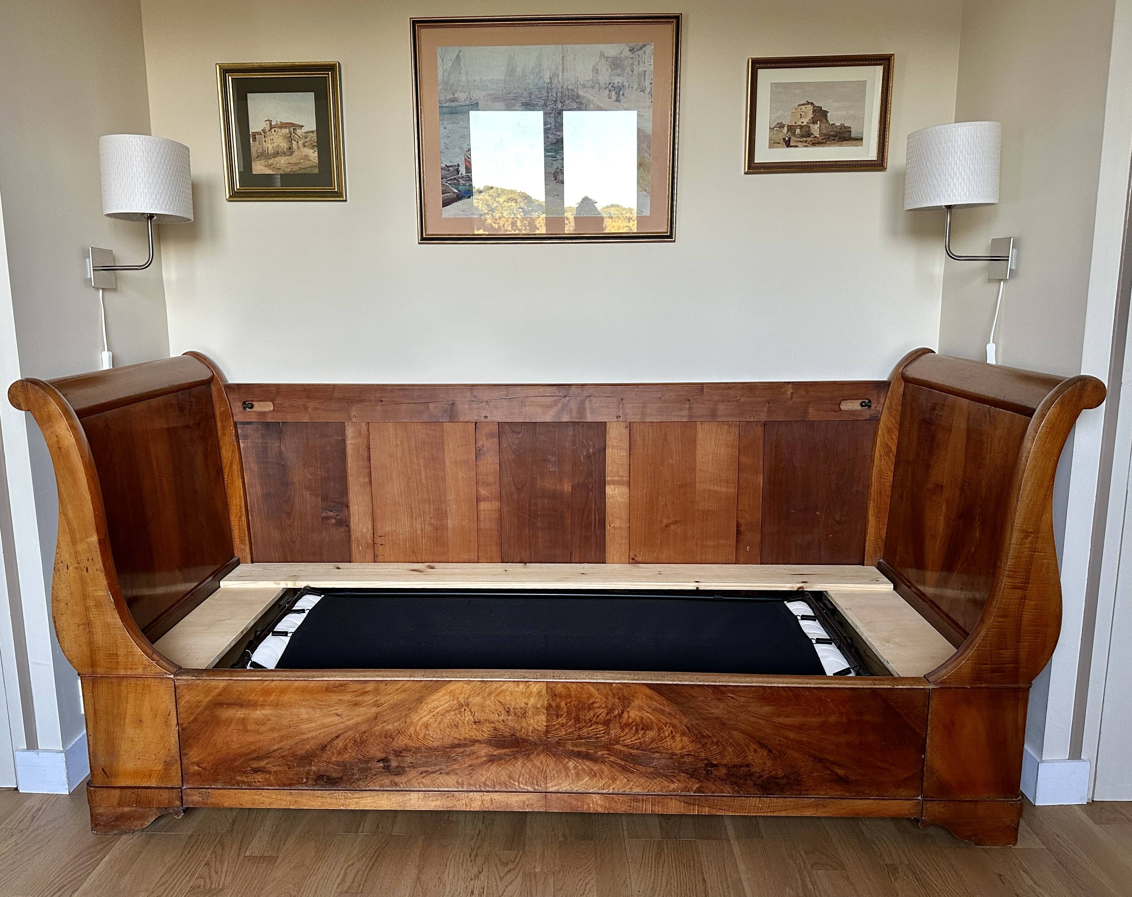 Antique 19th century mahogany sofa bed