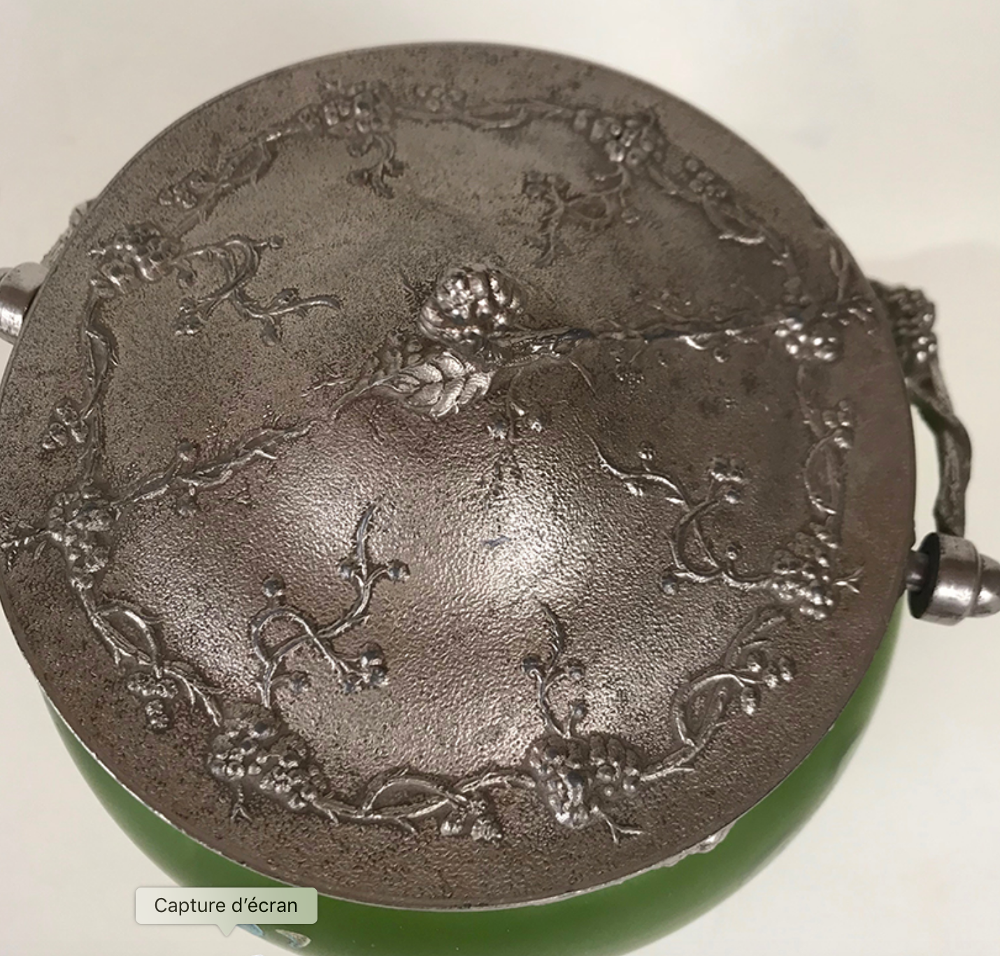 Pot à biscuits en verre vert circa 1900