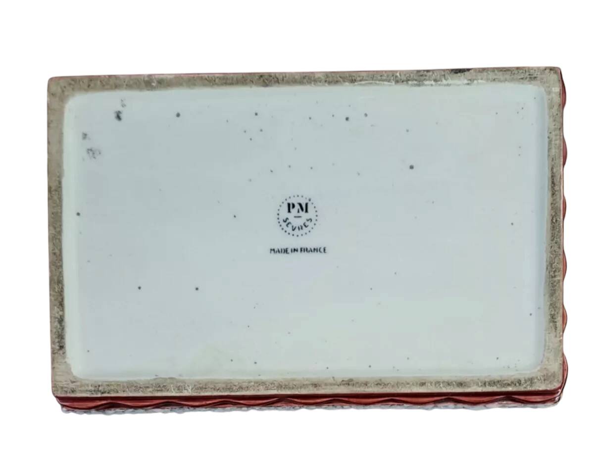 Boite en céramique signé paul milet pour la manufacture de sevres, vers 1930