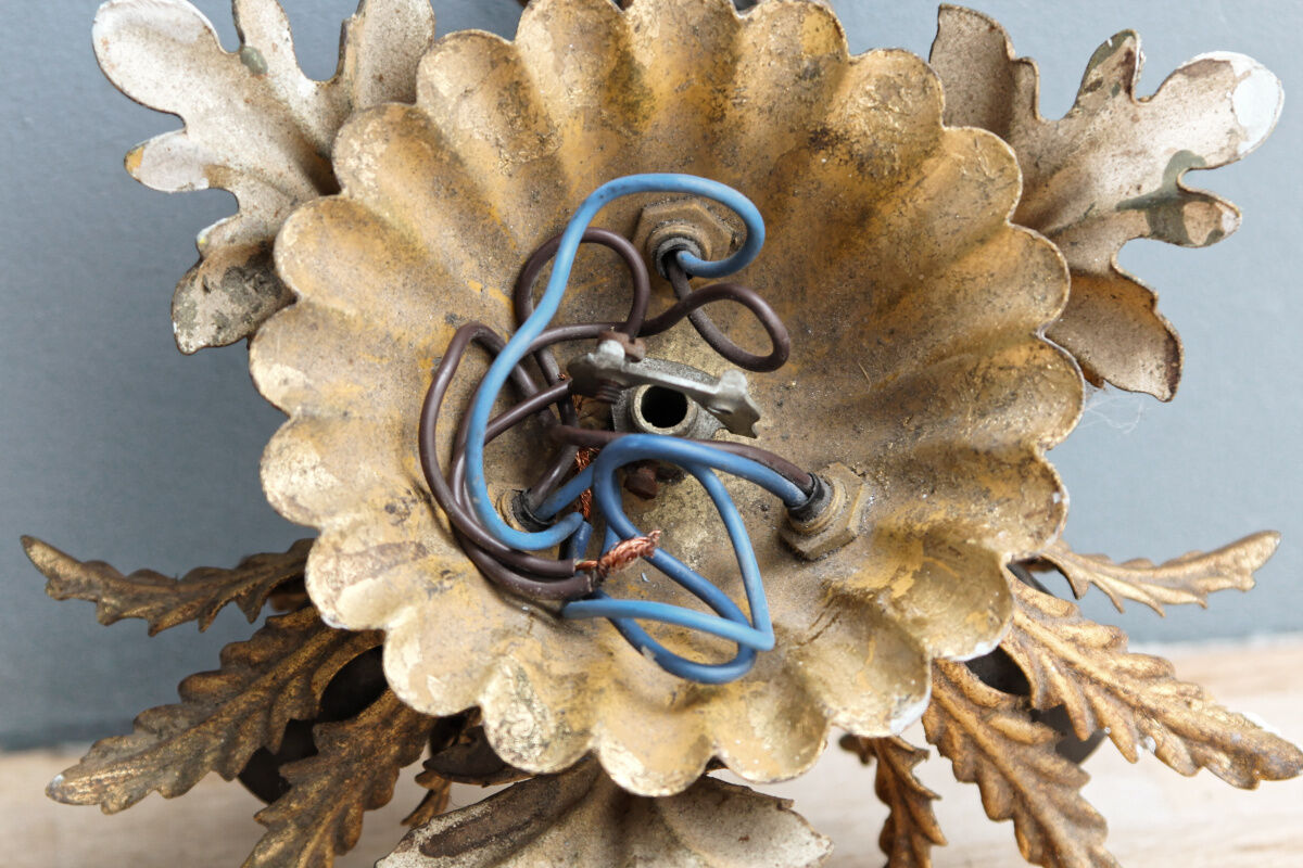 Vintage wall lamp, golden metal