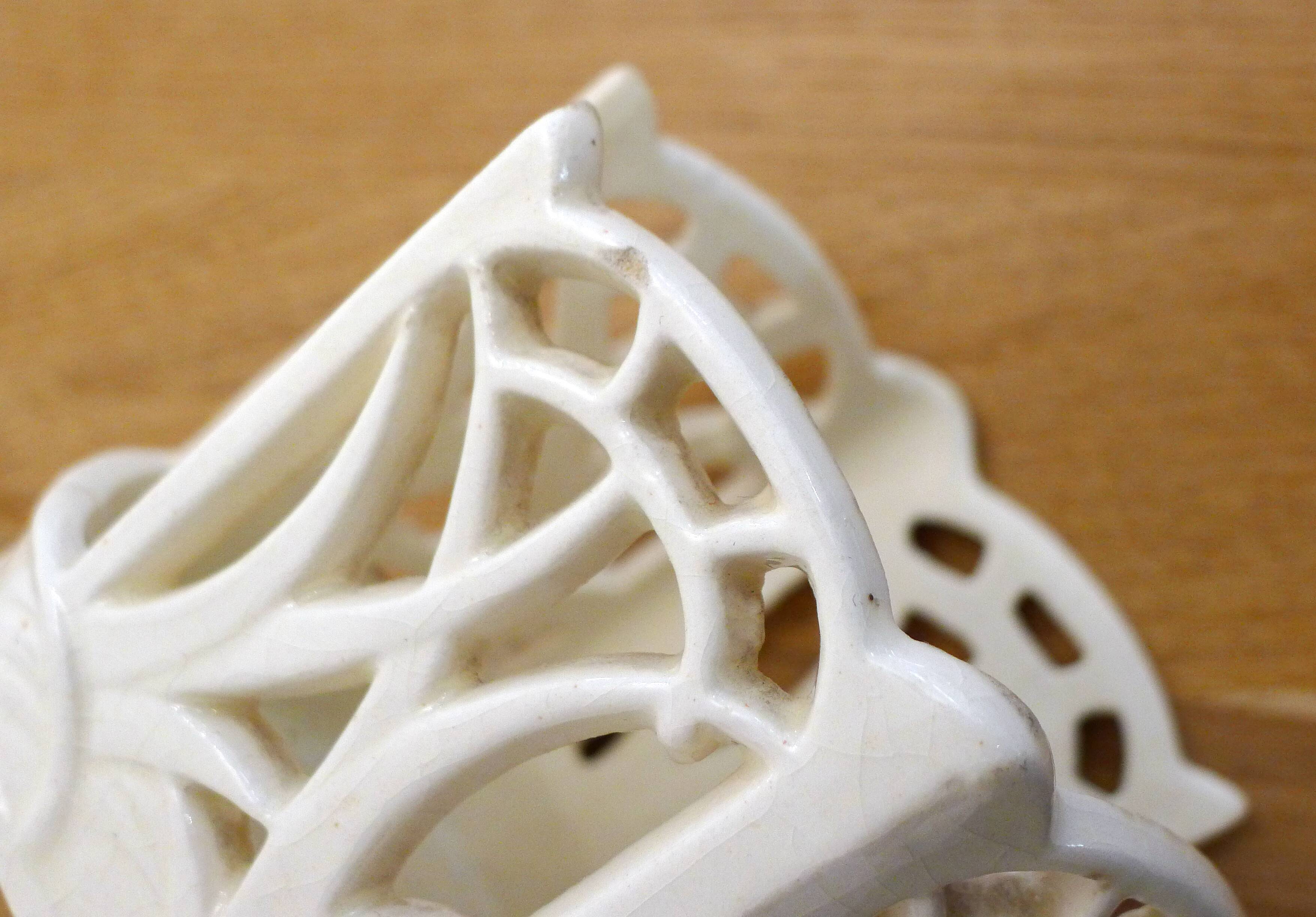 Openwork pot / letter holder in Art Nouveau ceramic