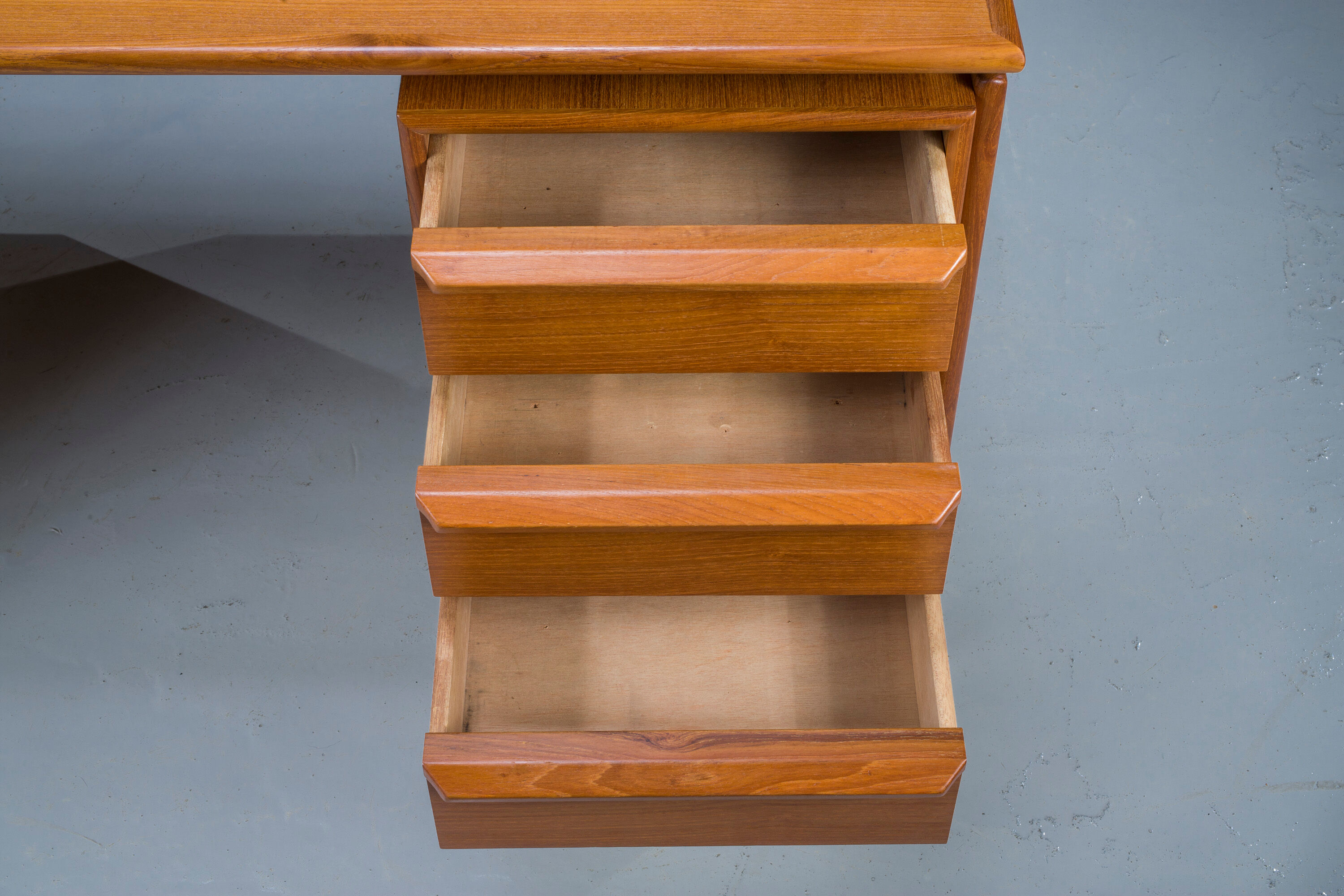 Mid-Century Teak Desk from GV Møbler, 1960s