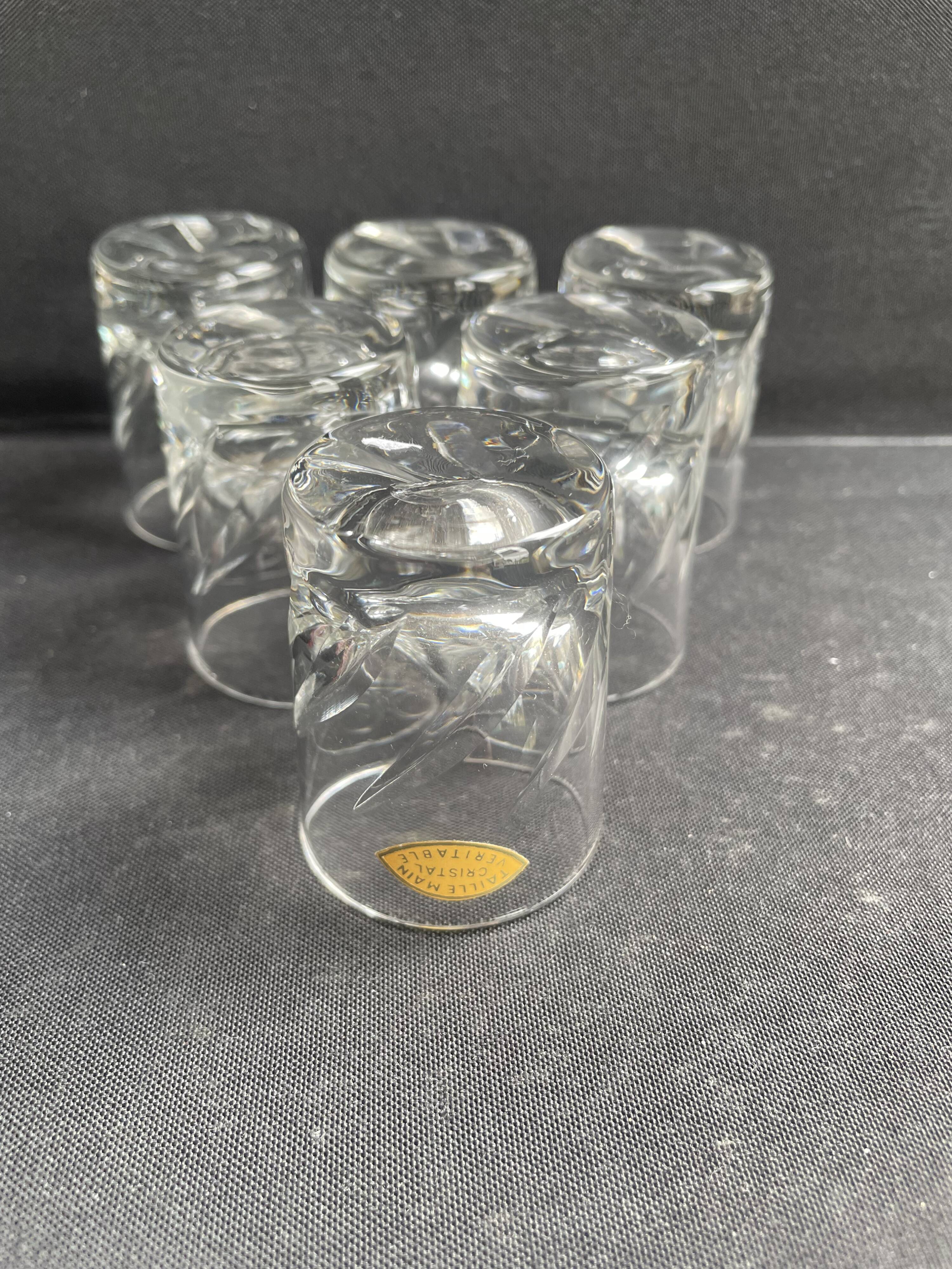 6 hand-cut crystal glasses