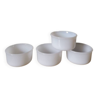 Set of 4 vintage arcopal bowl ramekins white lever France