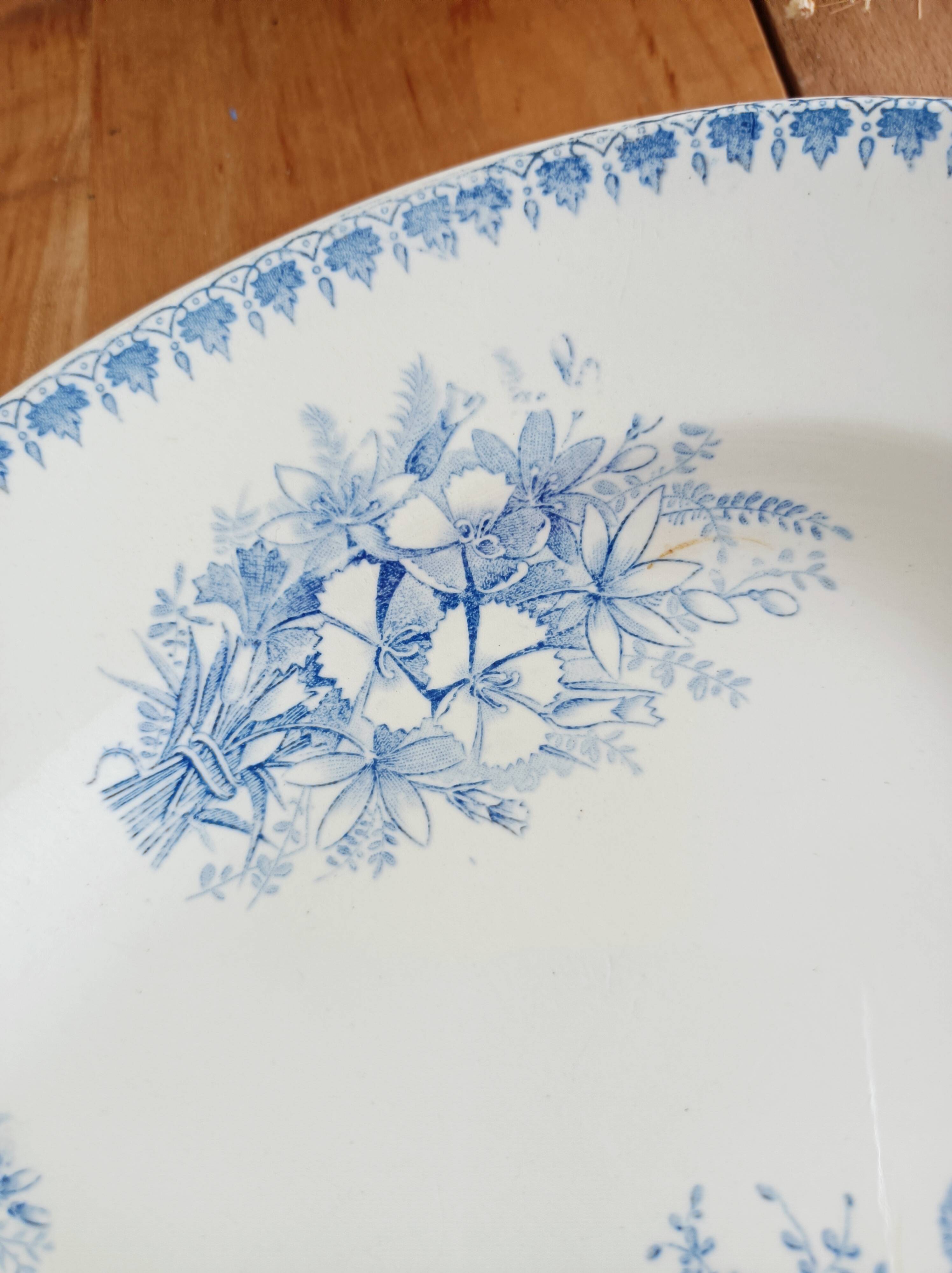 Cilla oval dish, Maastricht ceramic company